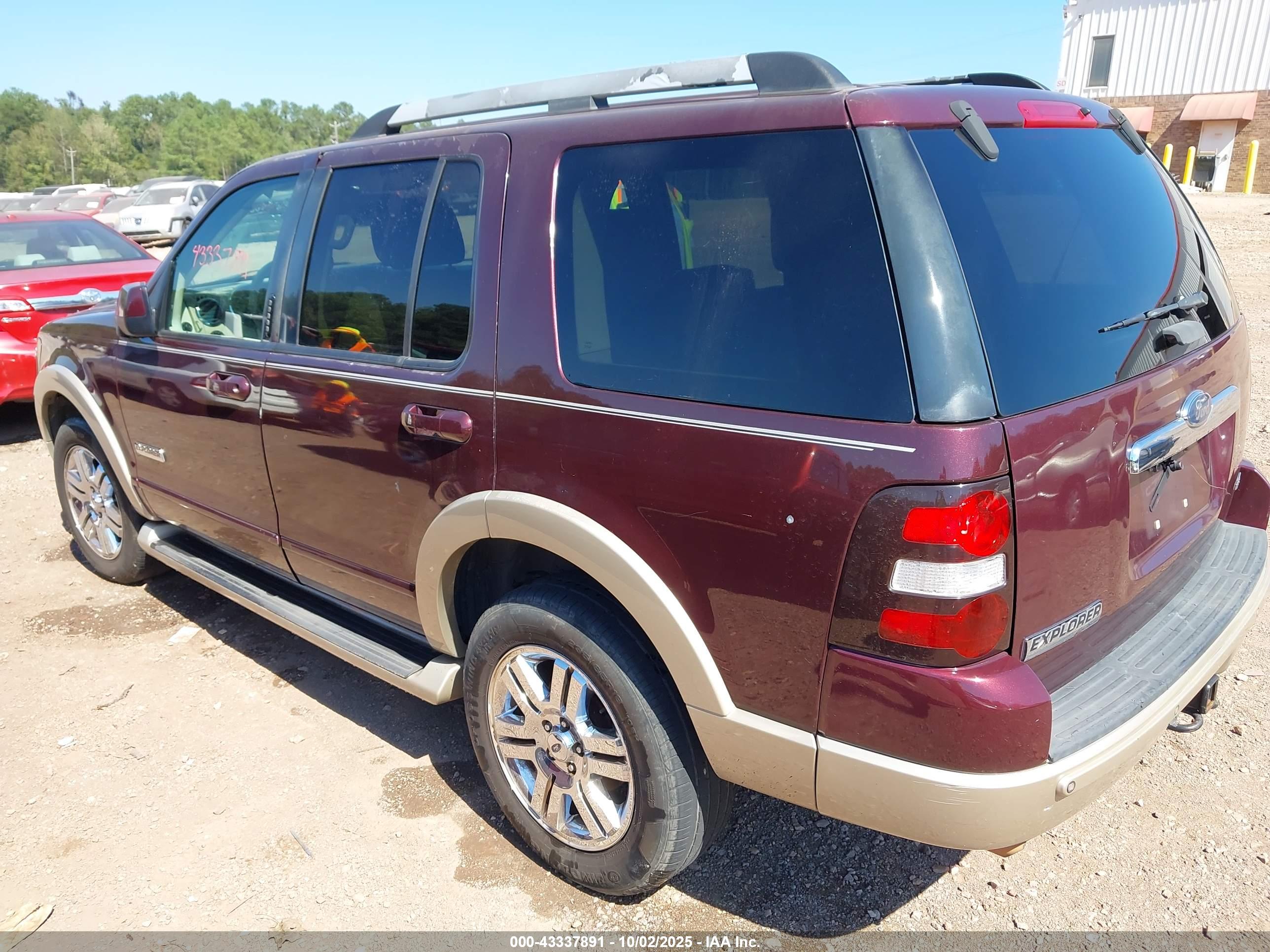 FORD EXPLORER image 3