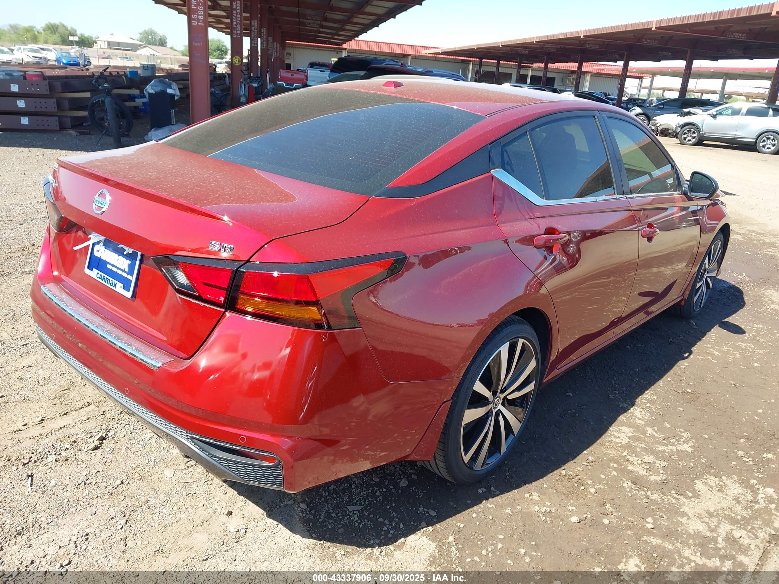 NISSAN ALTIMA image 4