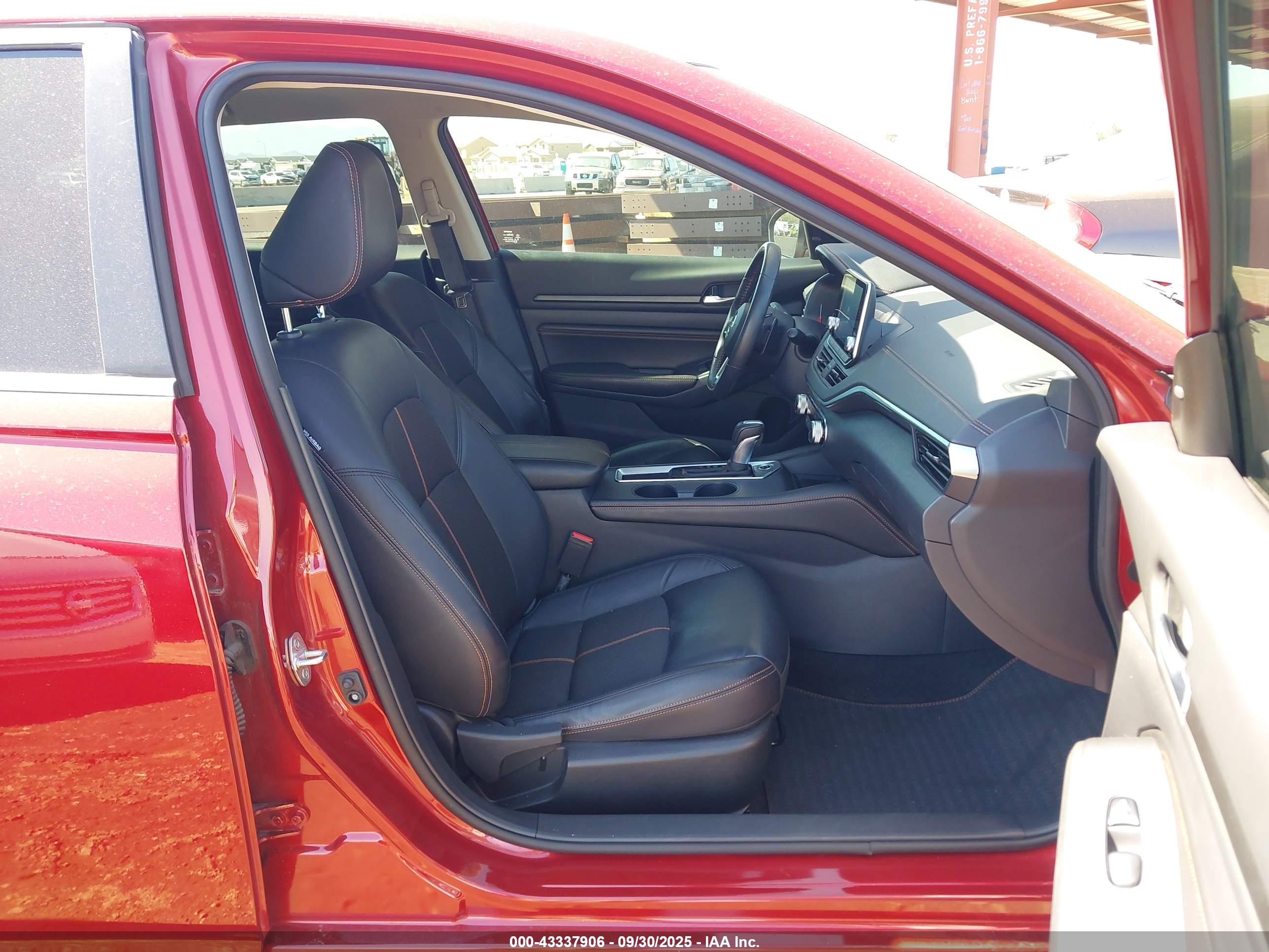 NISSAN ALTIMA image 5
