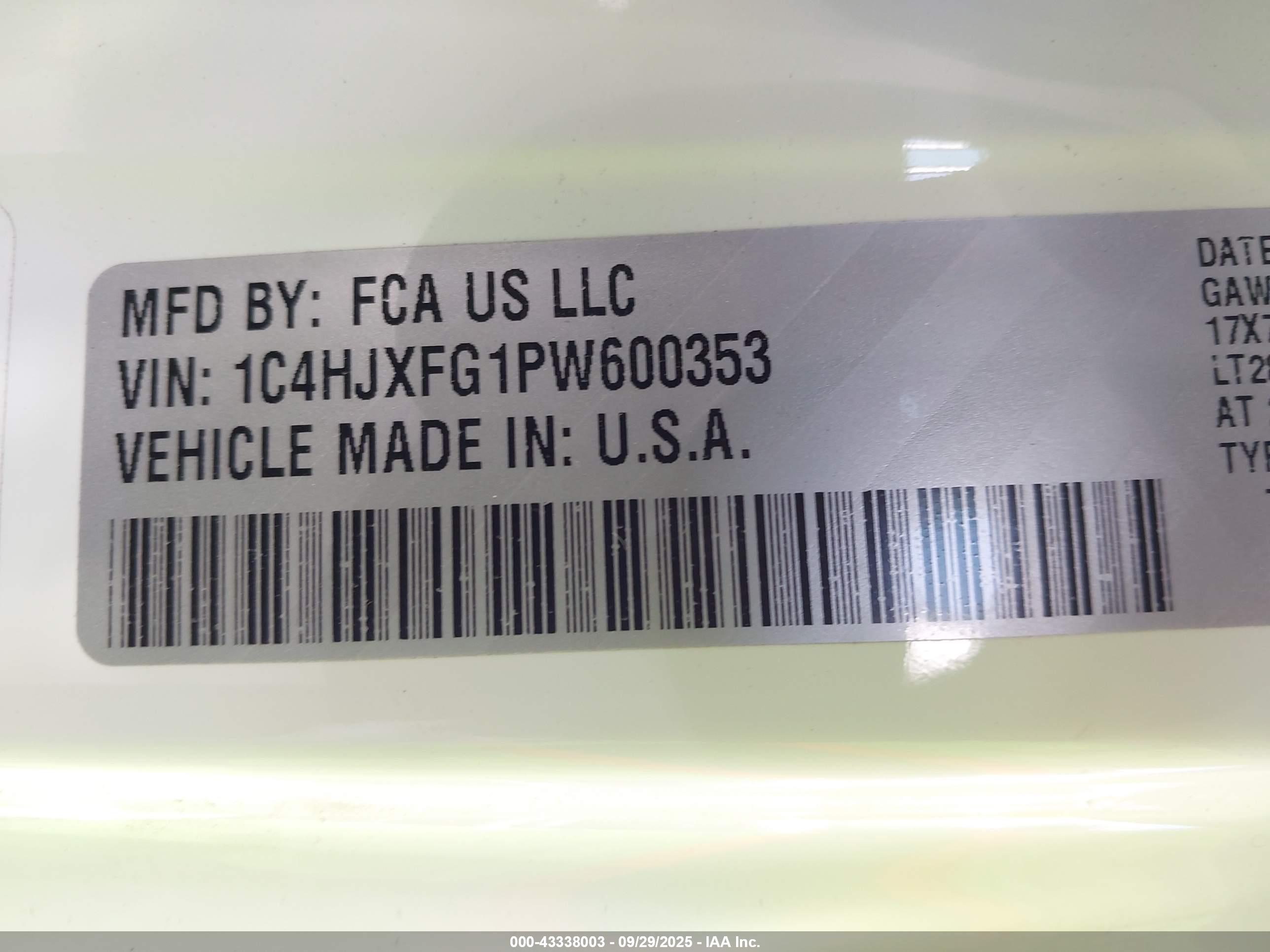 JEEP WRANGLER image 9
