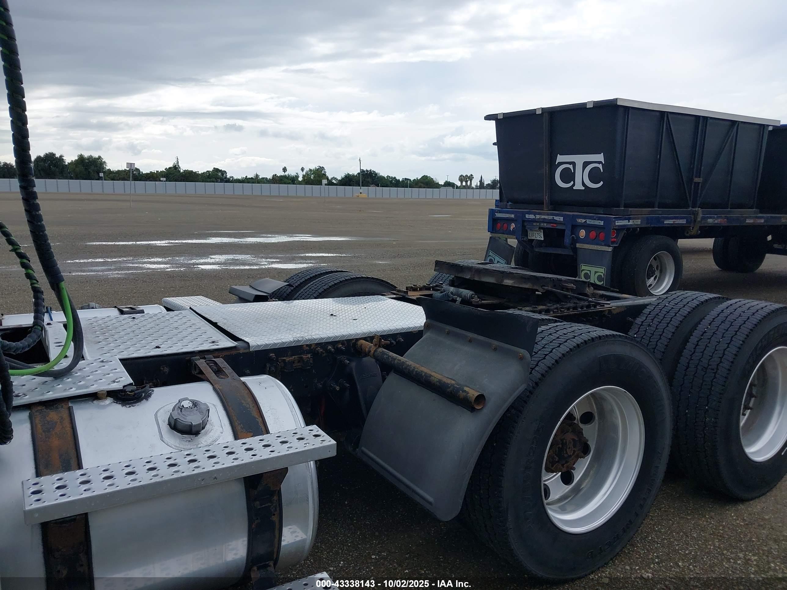FREIGHTLINER CASCADIA image 7