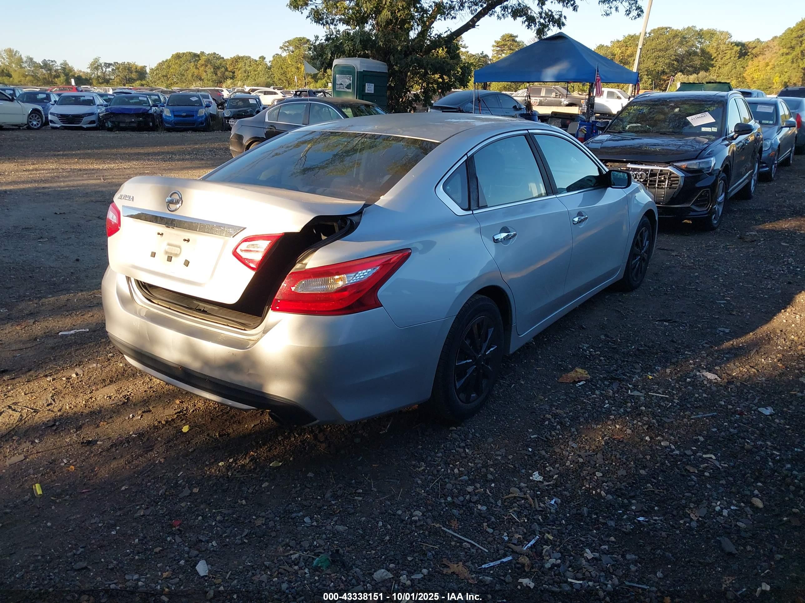NISSAN ALTIMA image 4