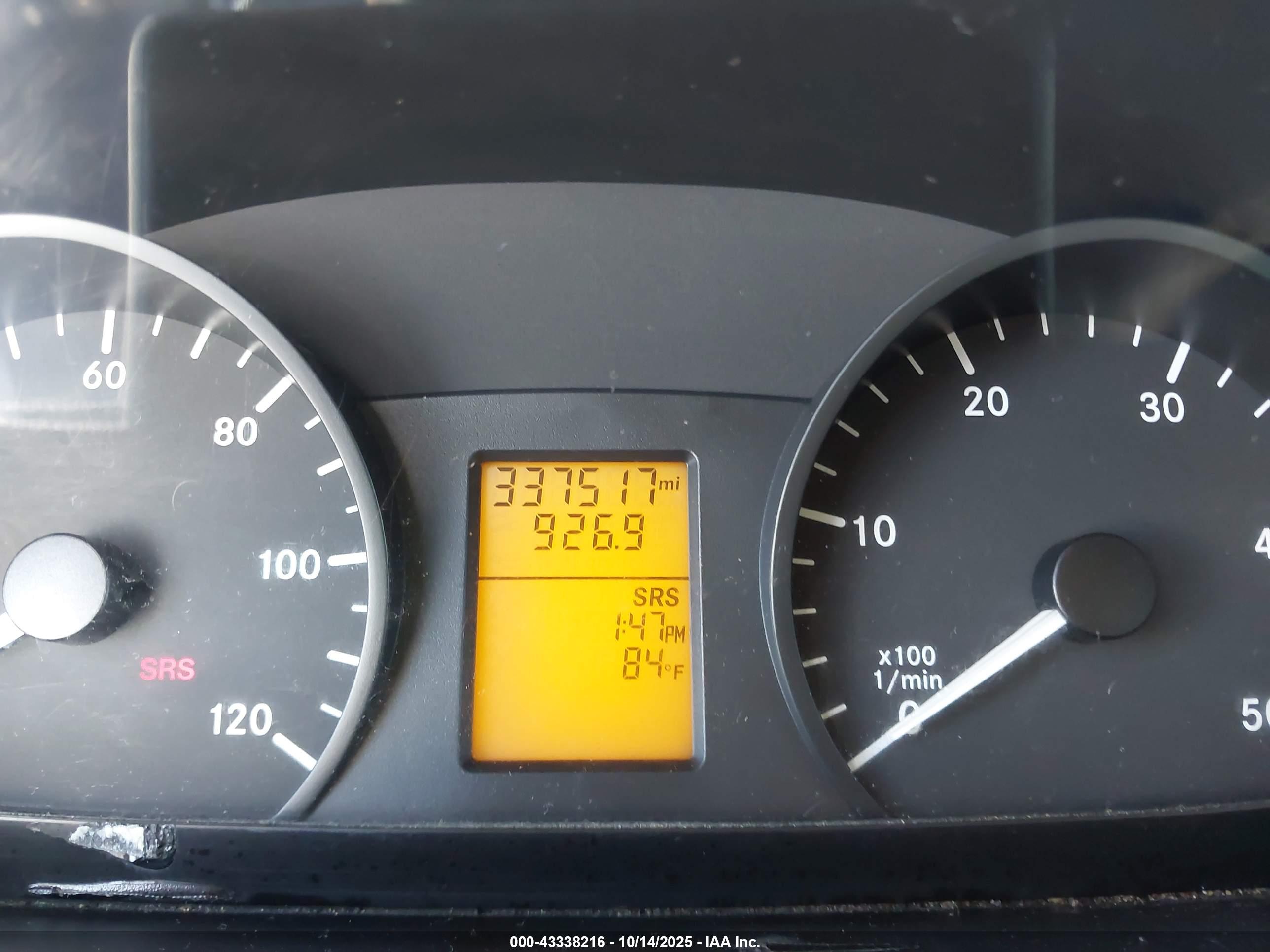 MERCEDES-BENZ SPRINTER image 6