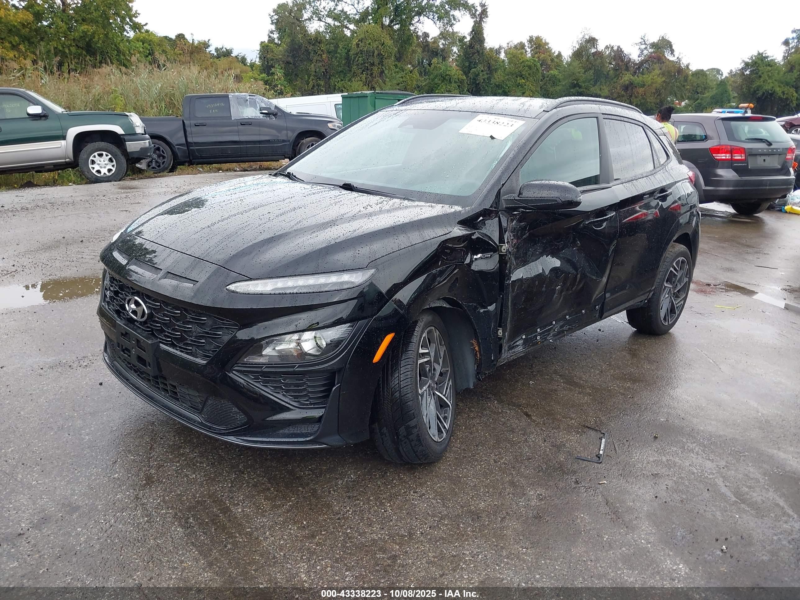 HYUNDAI KONA image 2