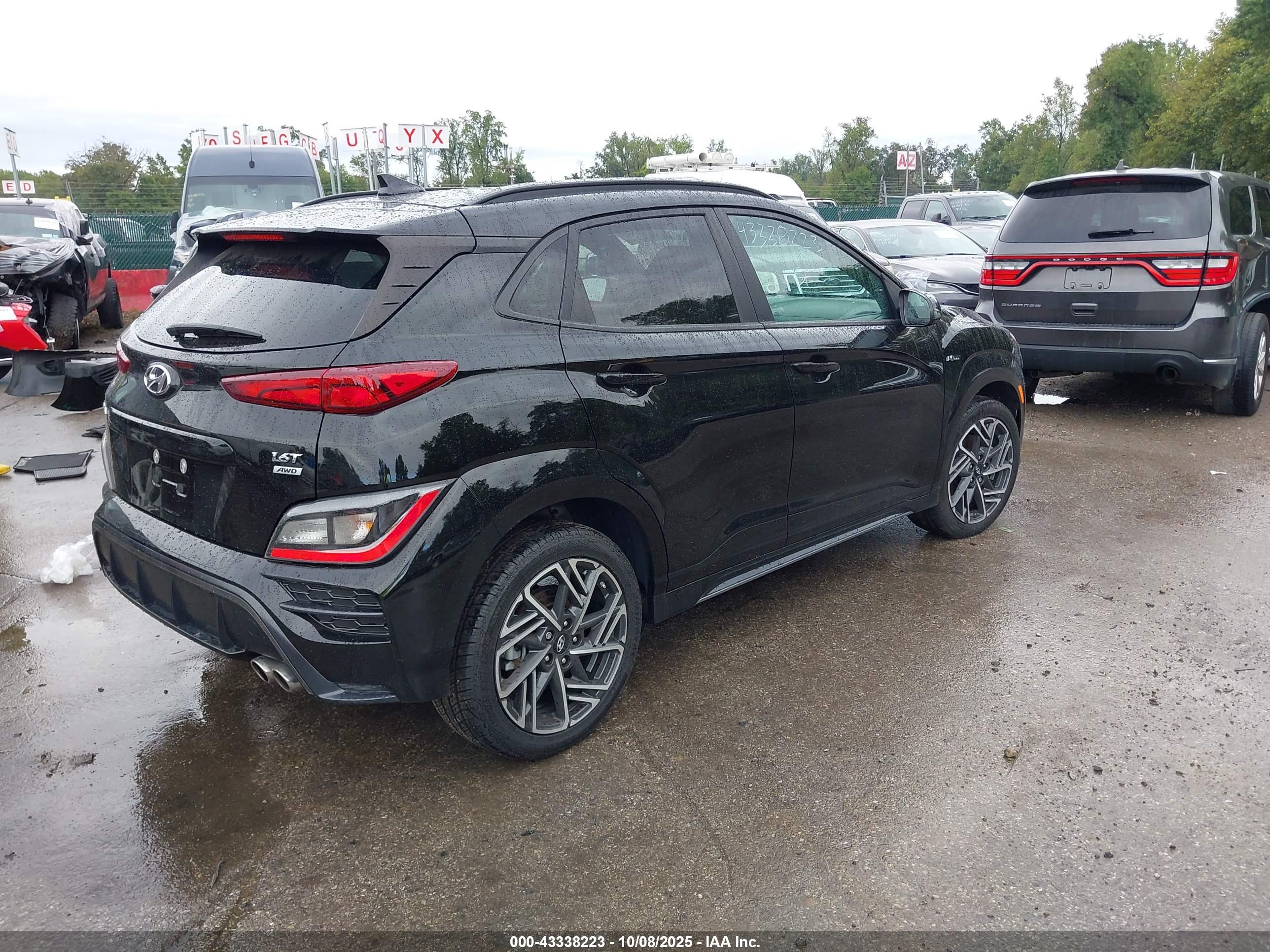 HYUNDAI KONA image 4
