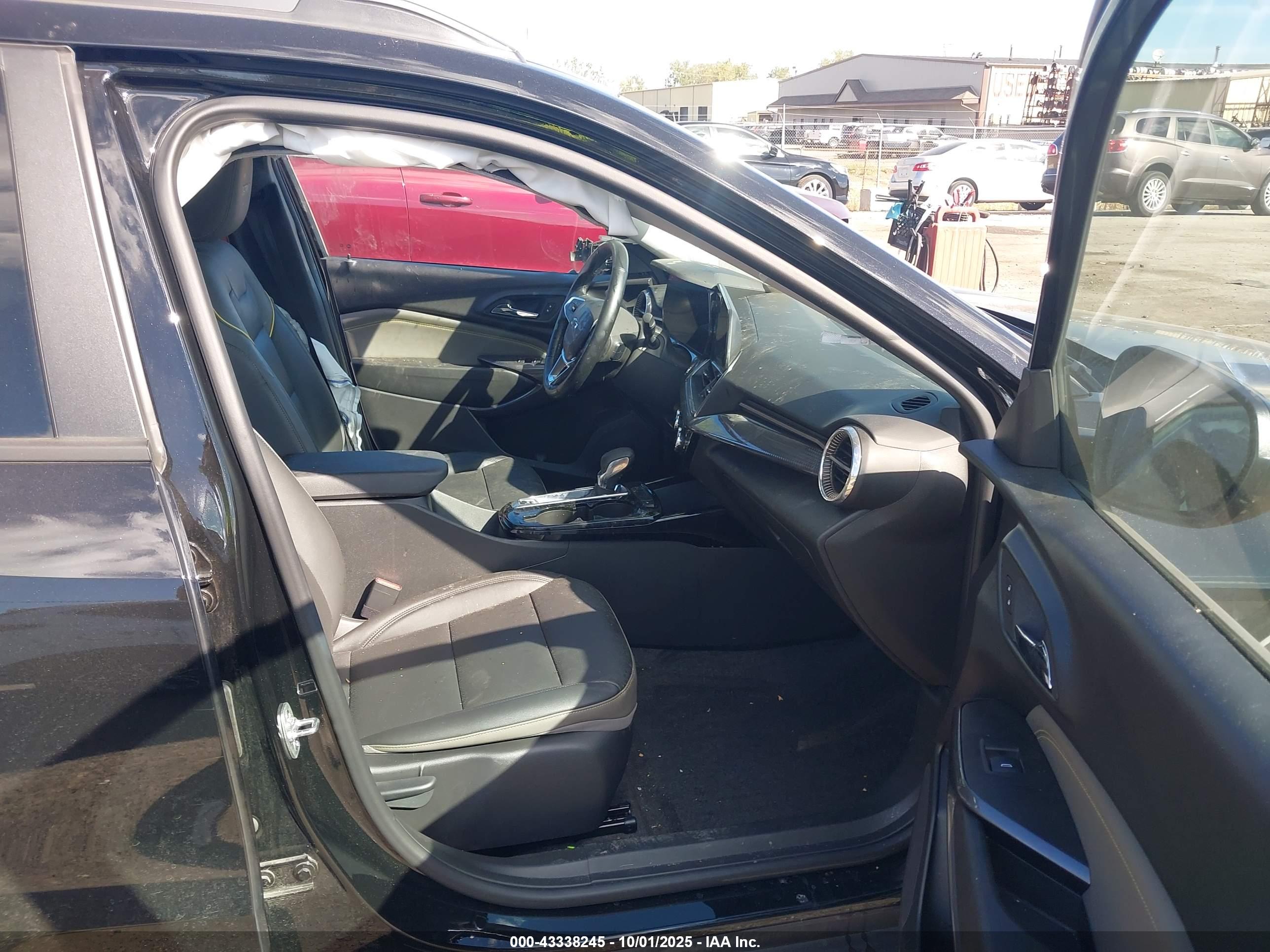 CHEVROLET TRAX image 5