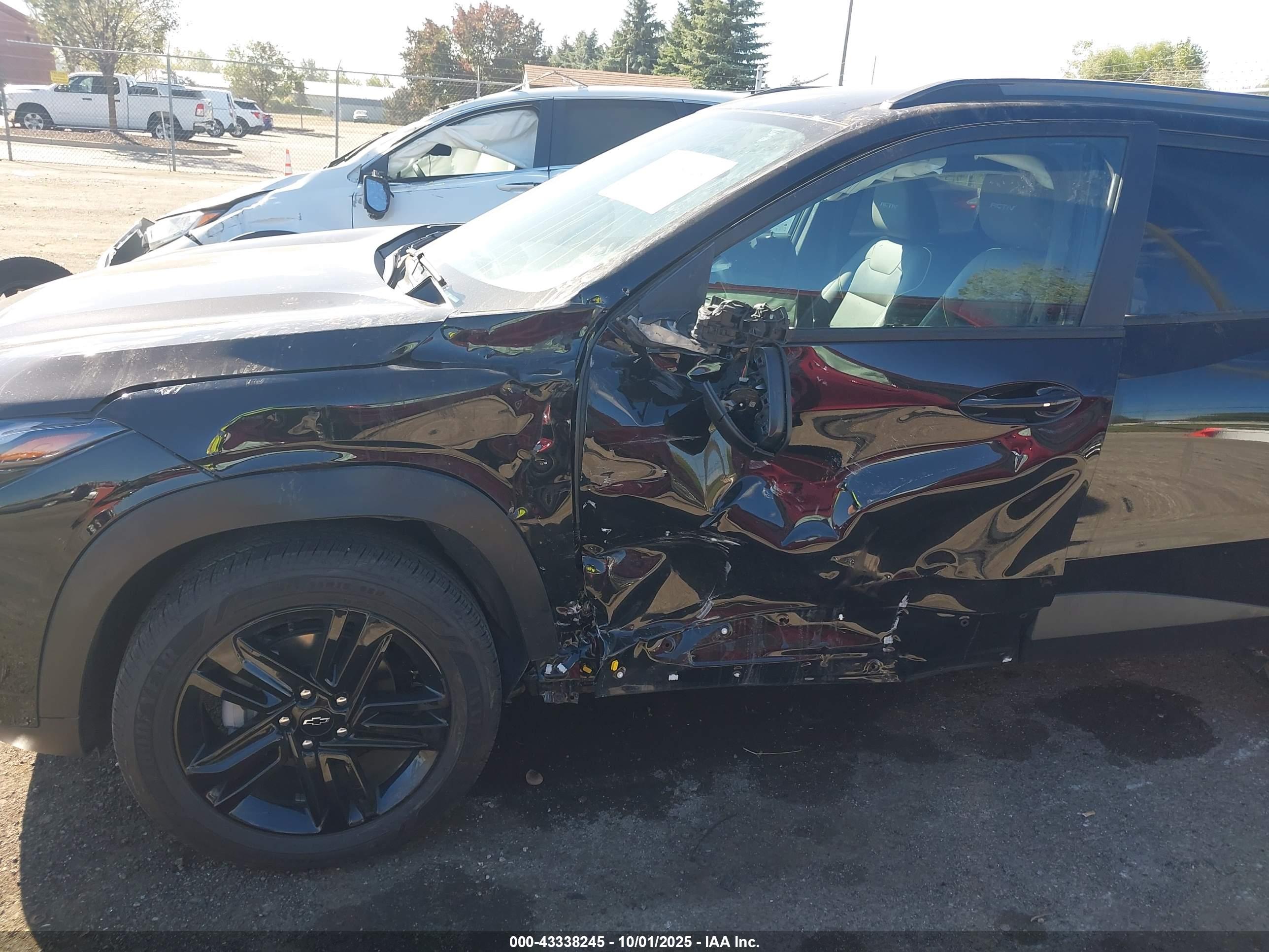 CHEVROLET TRAX image 6