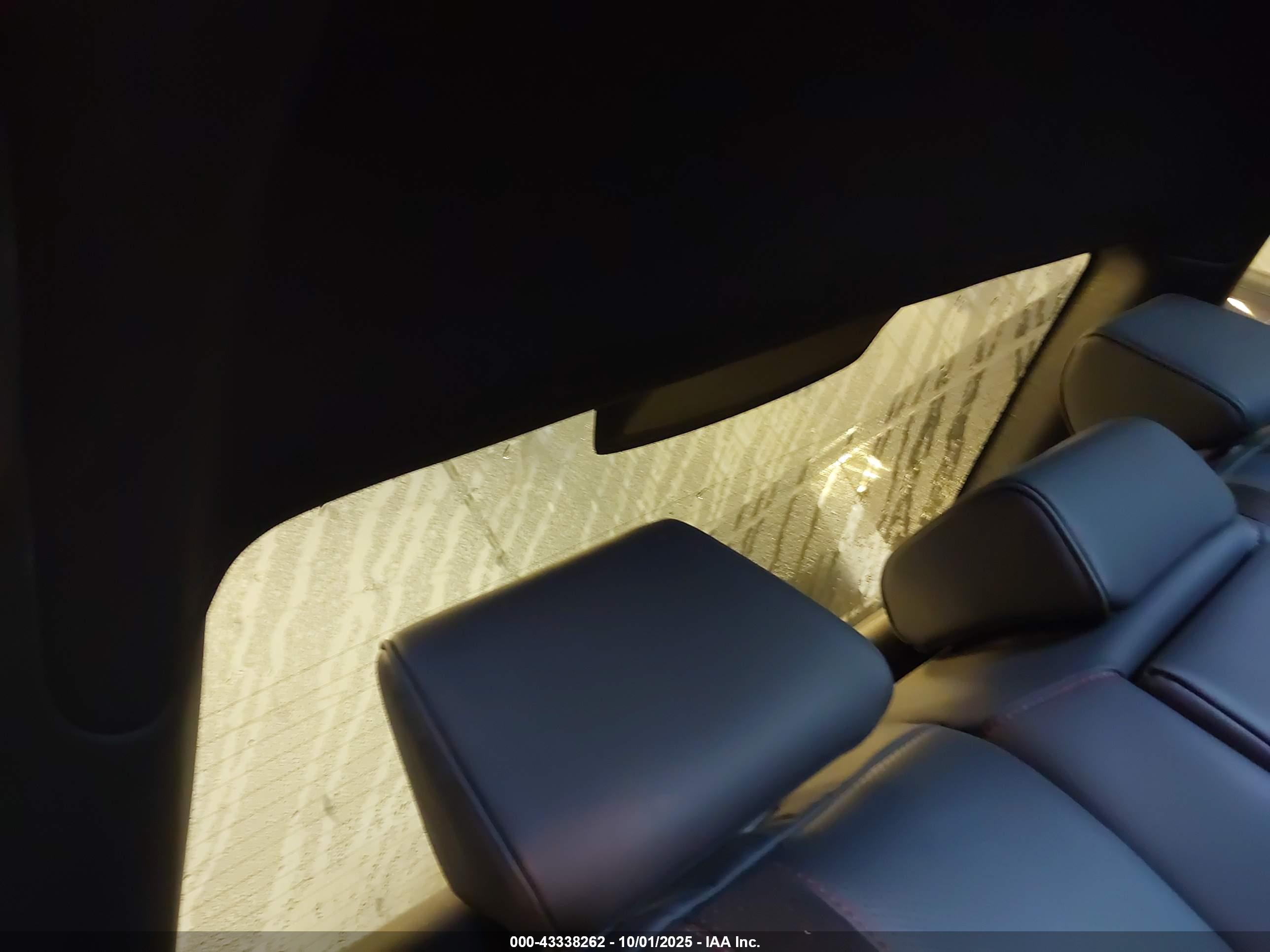 ACURA TLX image 8