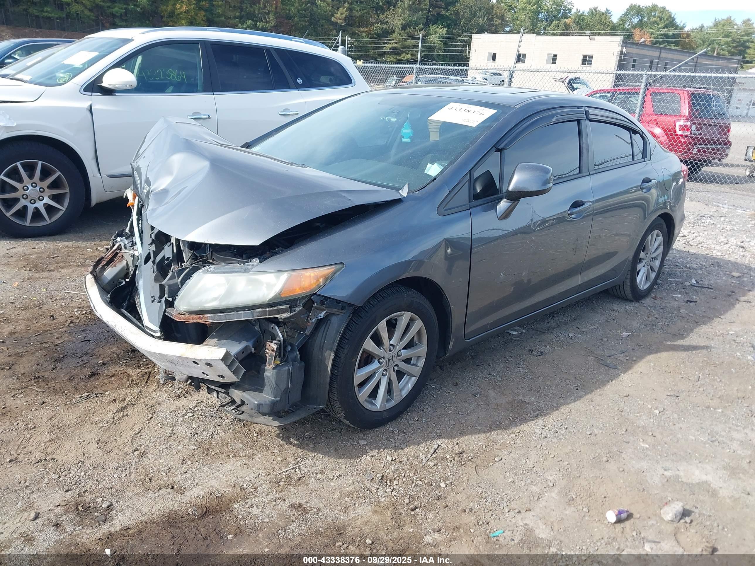 HONDA CIVIC image 2