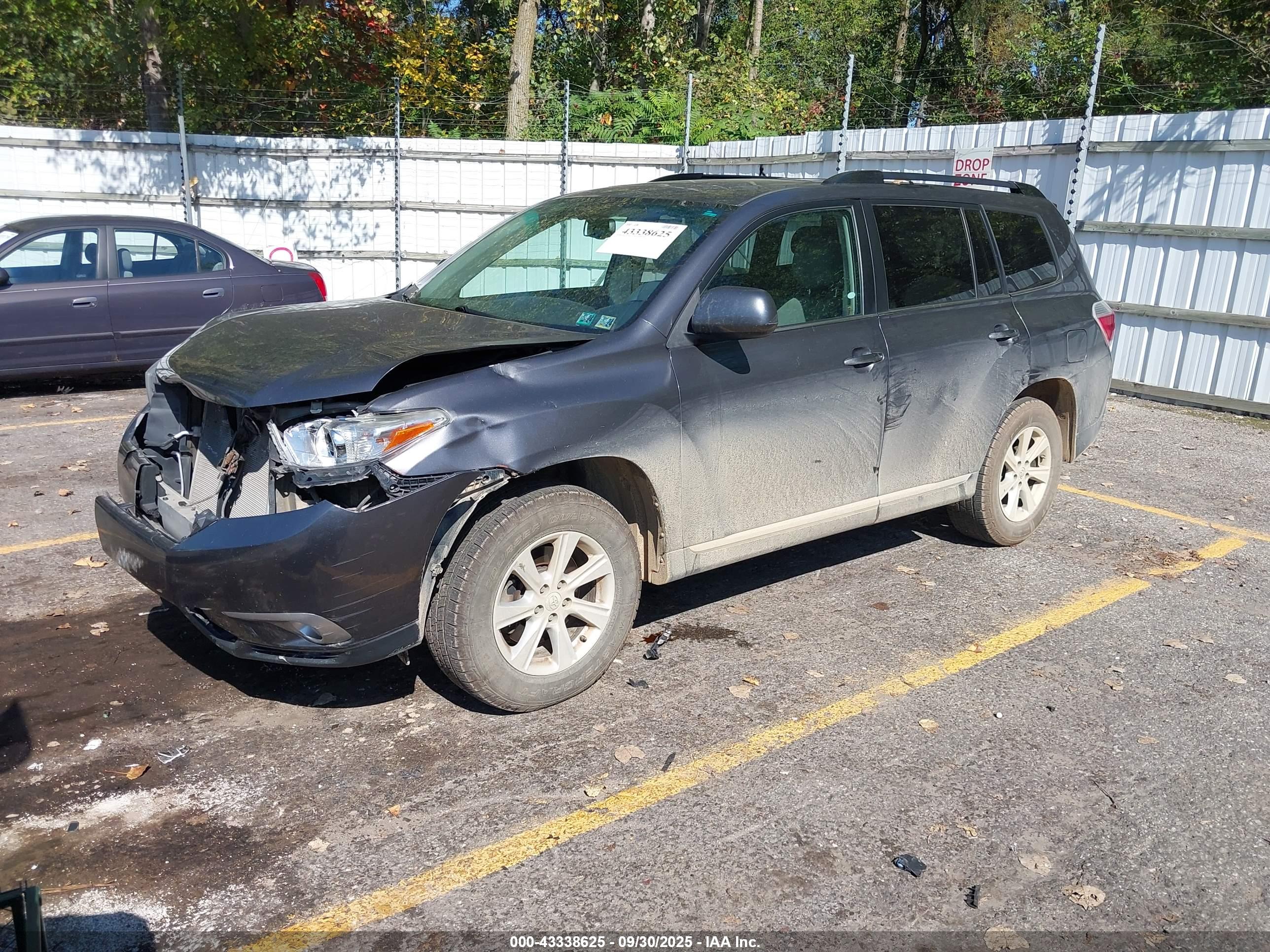 TOYOTA HIGHLANDER image 2
