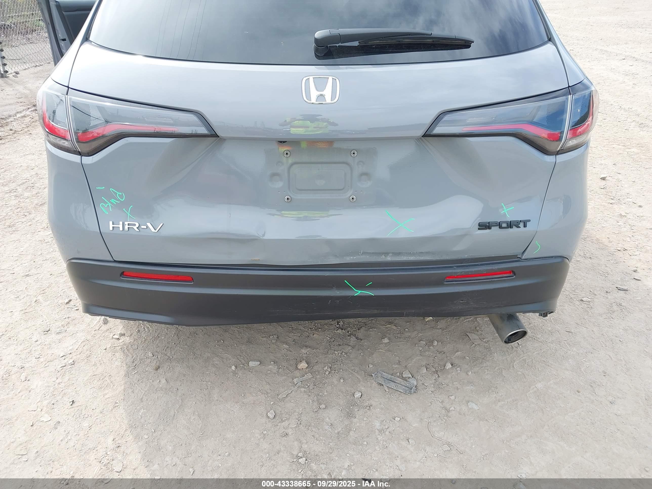 HONDA HR-V image 6