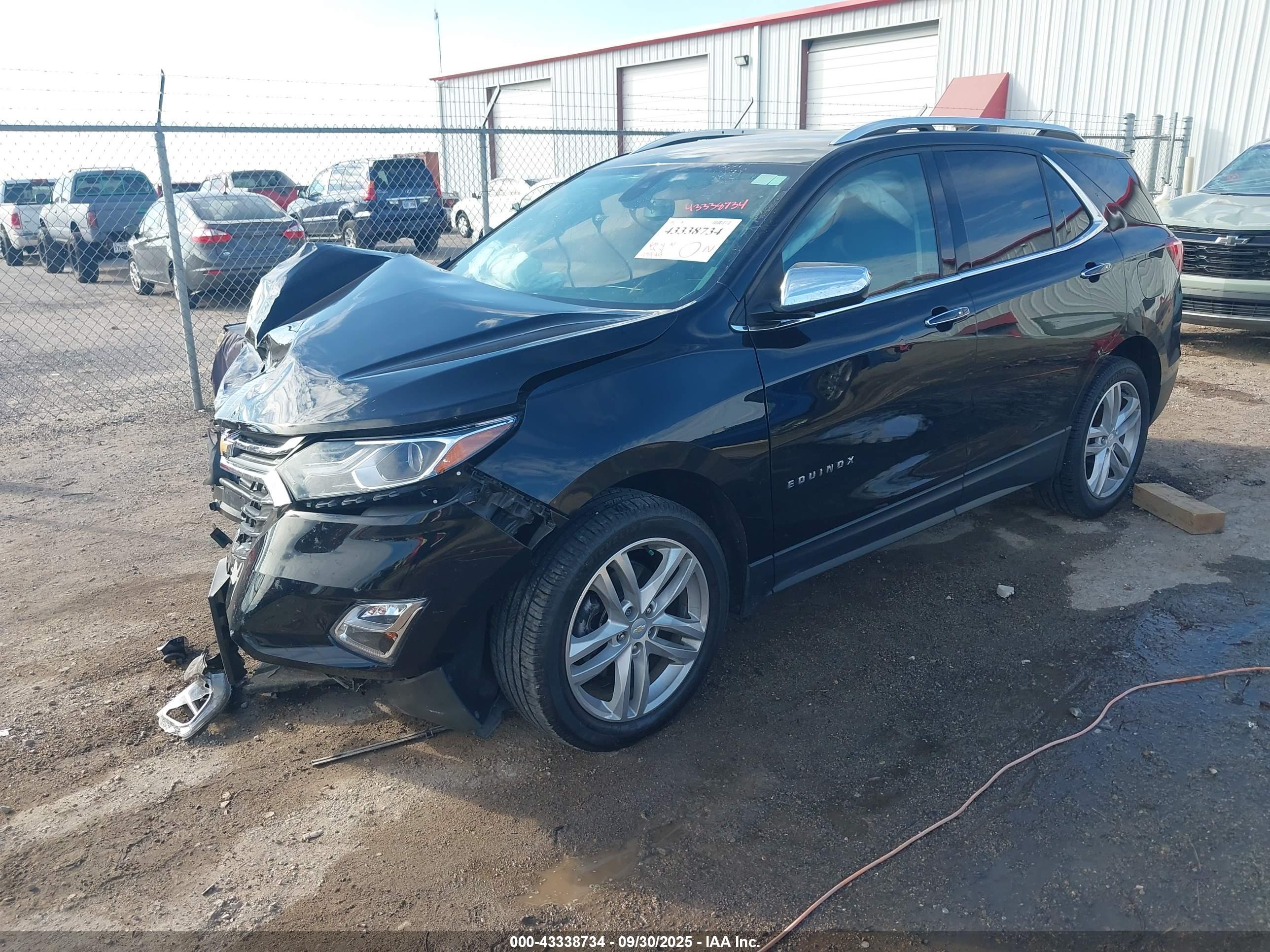 CHEVROLET EQUINOX image 2