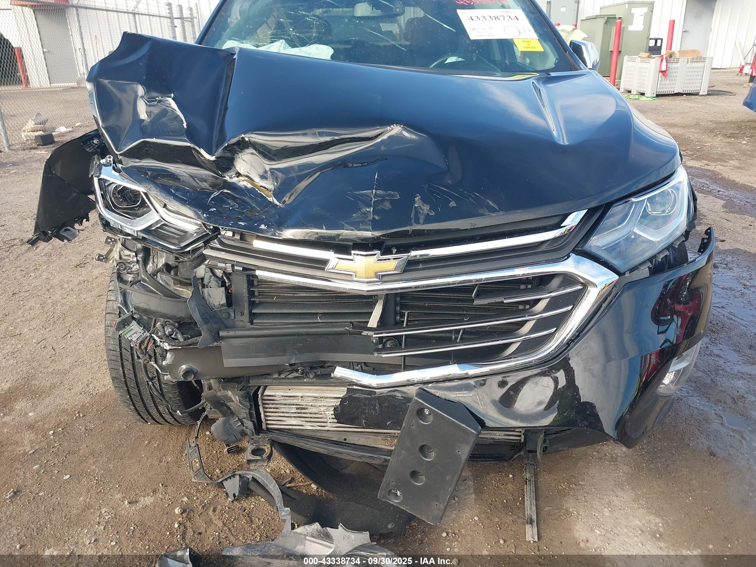 CHEVROLET EQUINOX image 6