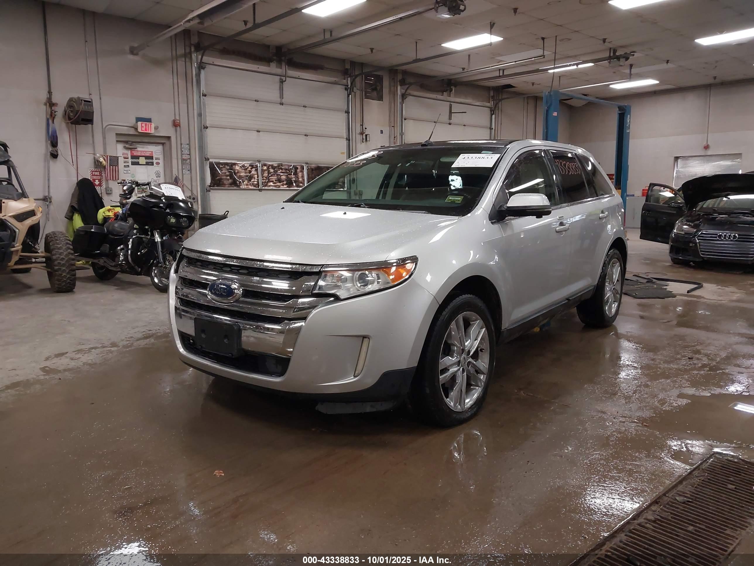 FORD EDGE image 2