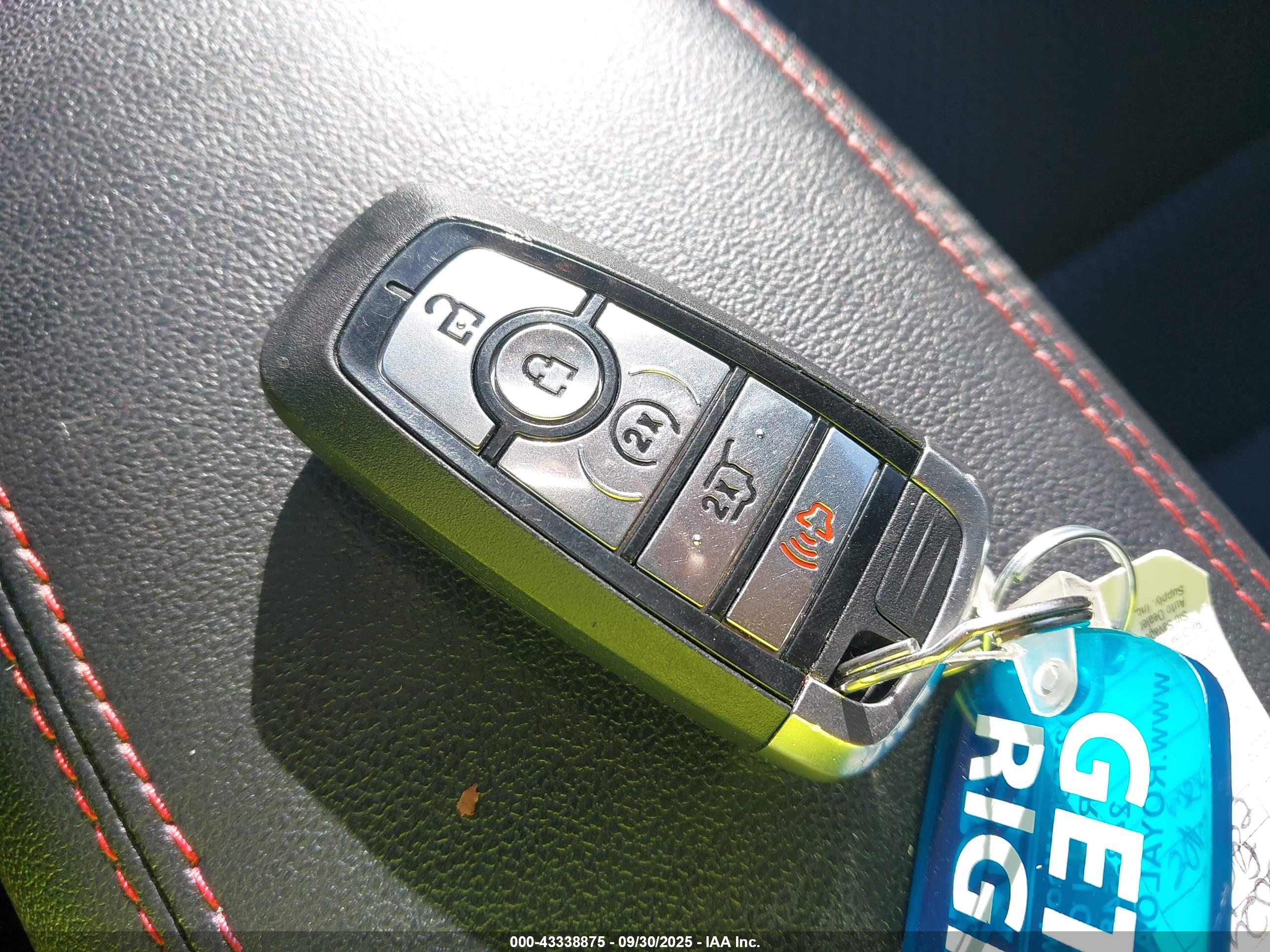 FORD ESCAPE image 11