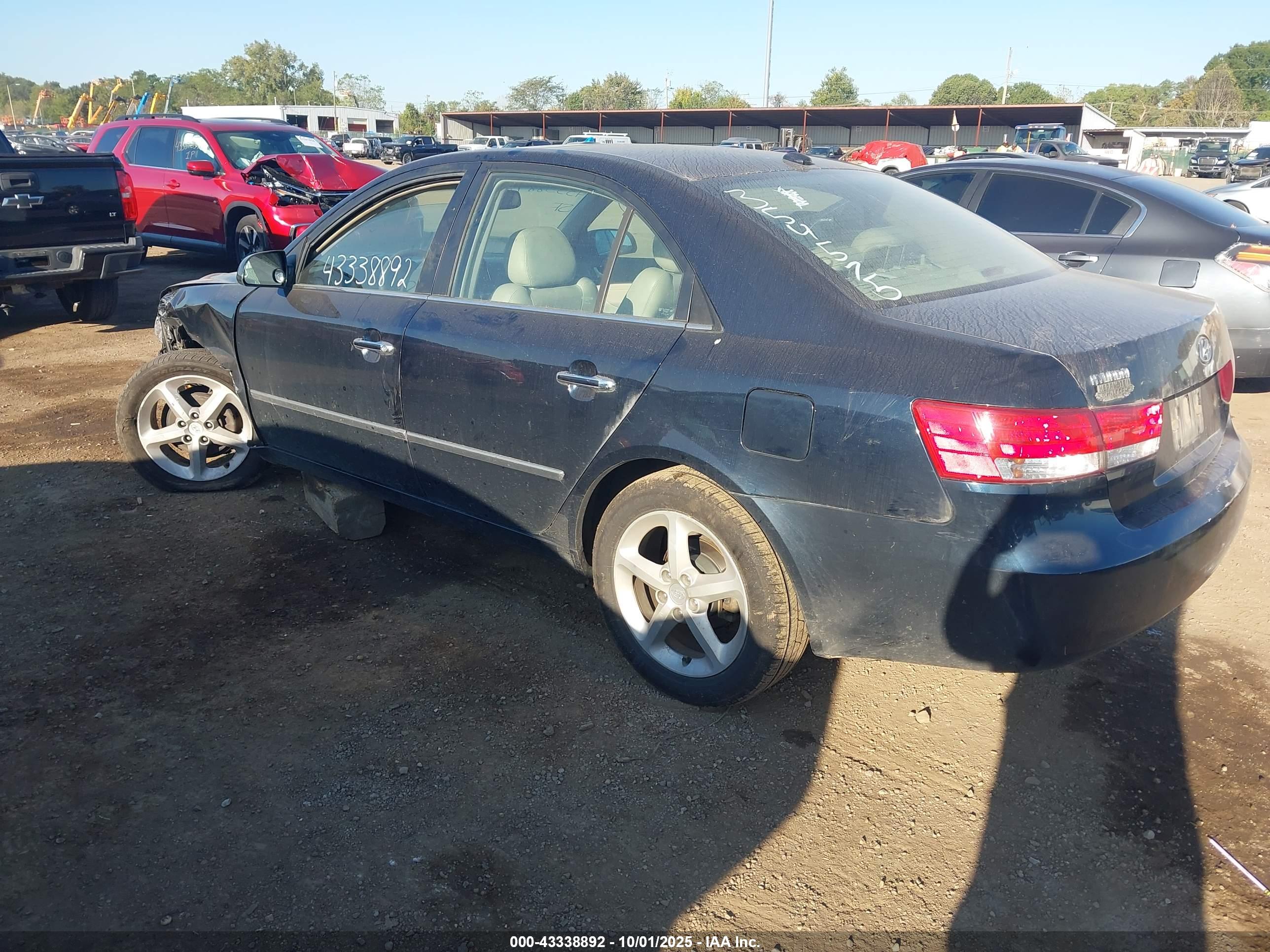 HYUNDAI SONATA image 3