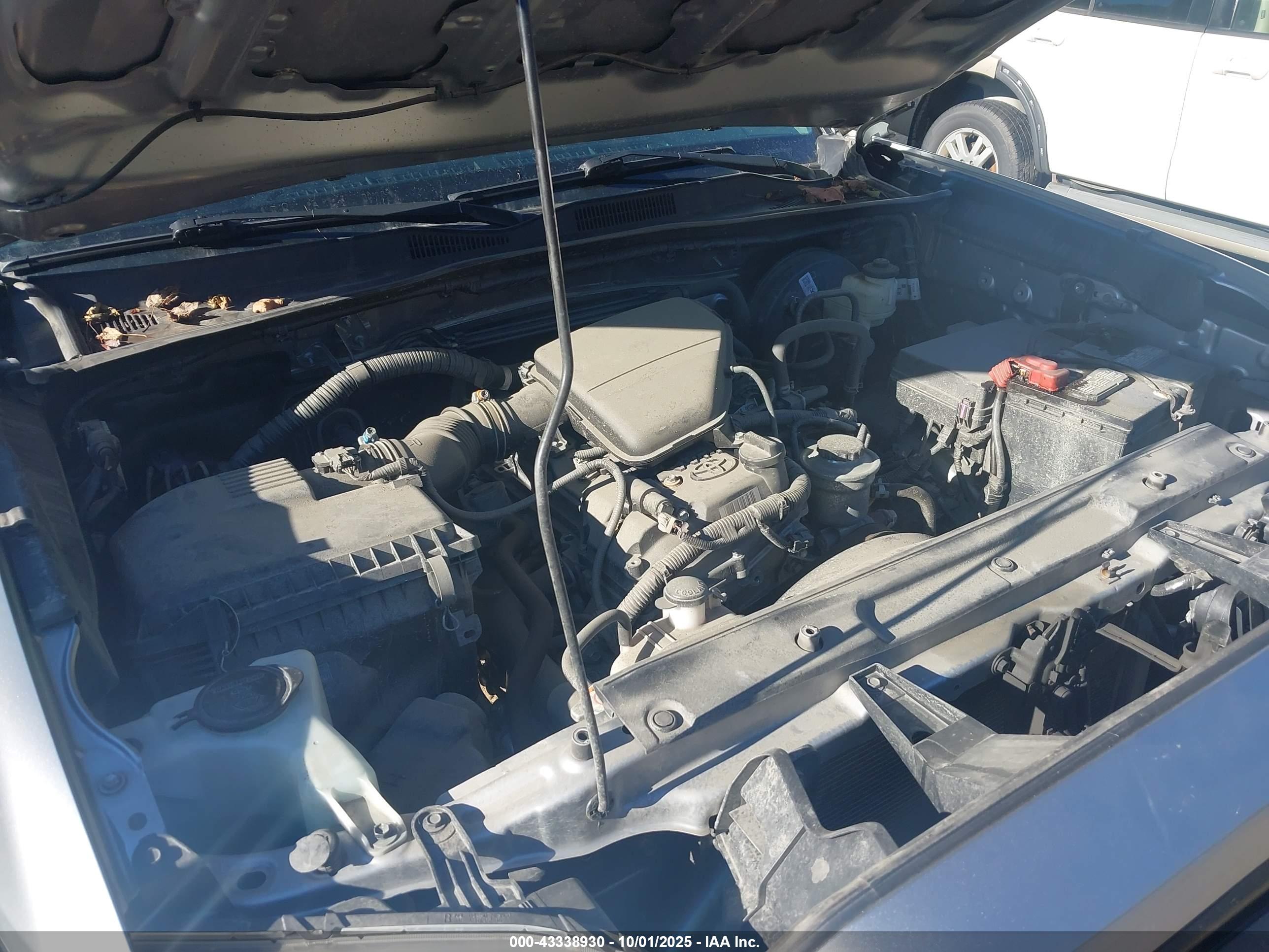 TOYOTA TACOMA image 10