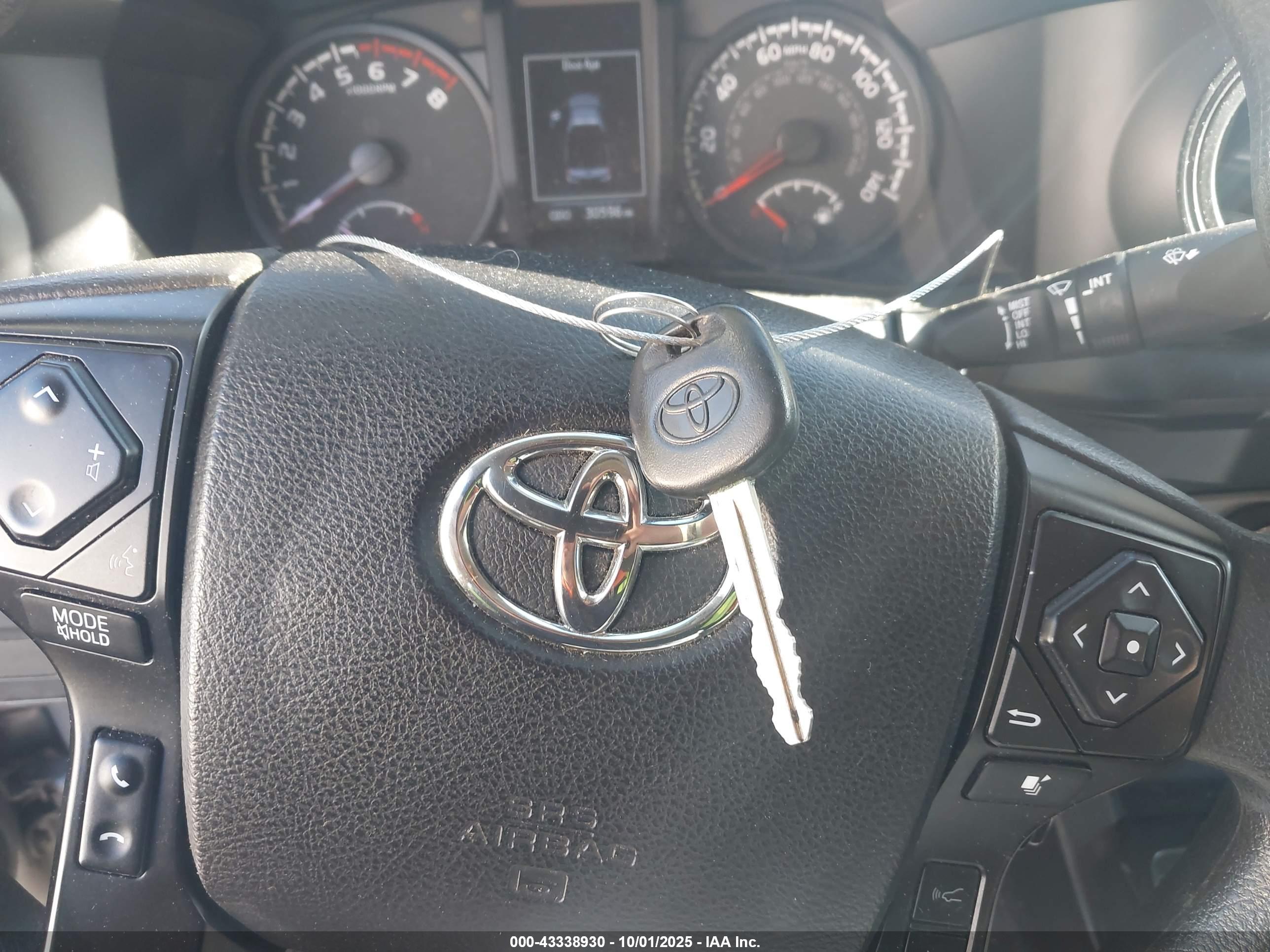 TOYOTA TACOMA image 11