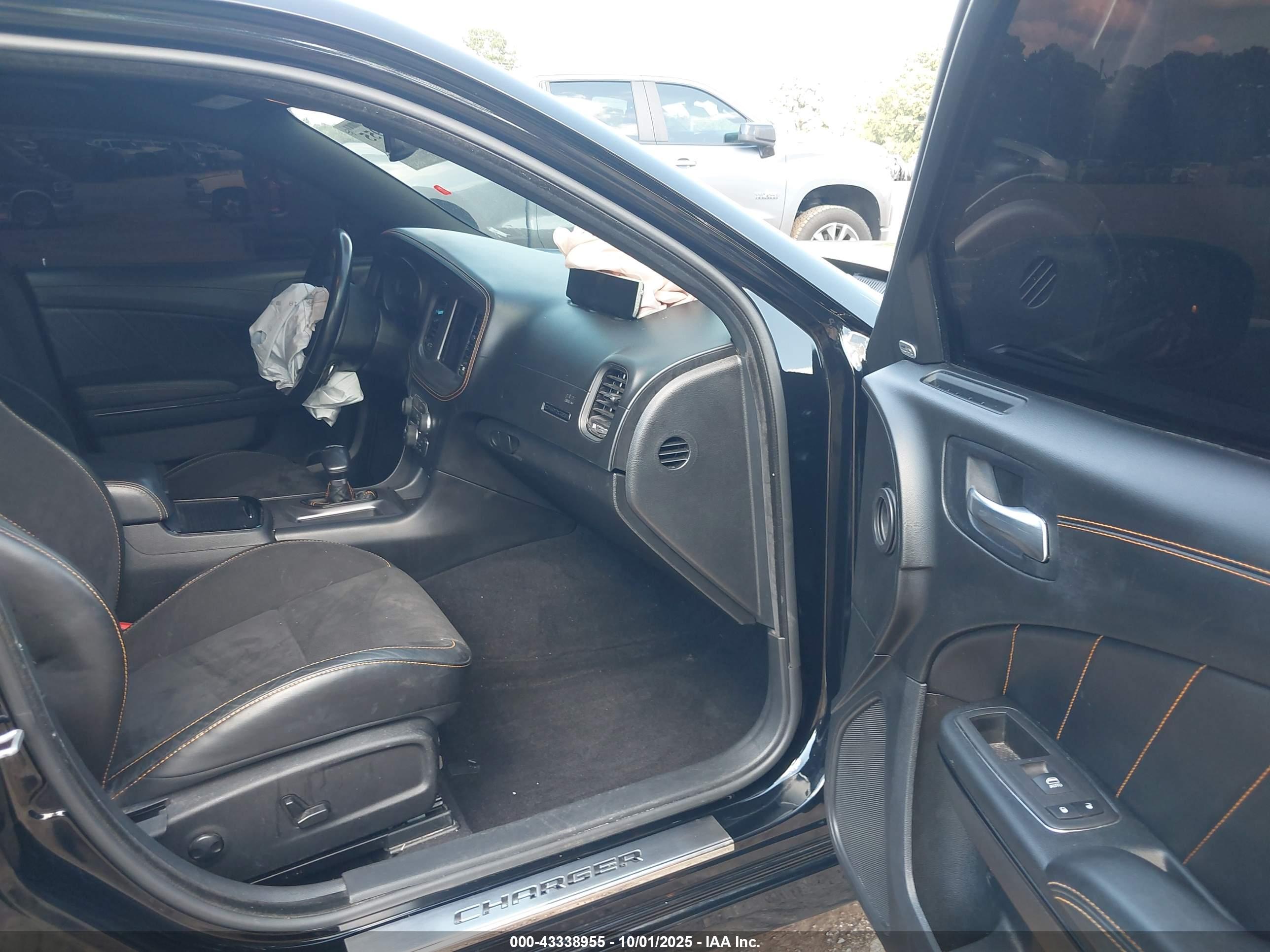 DODGE CHARGER image 5