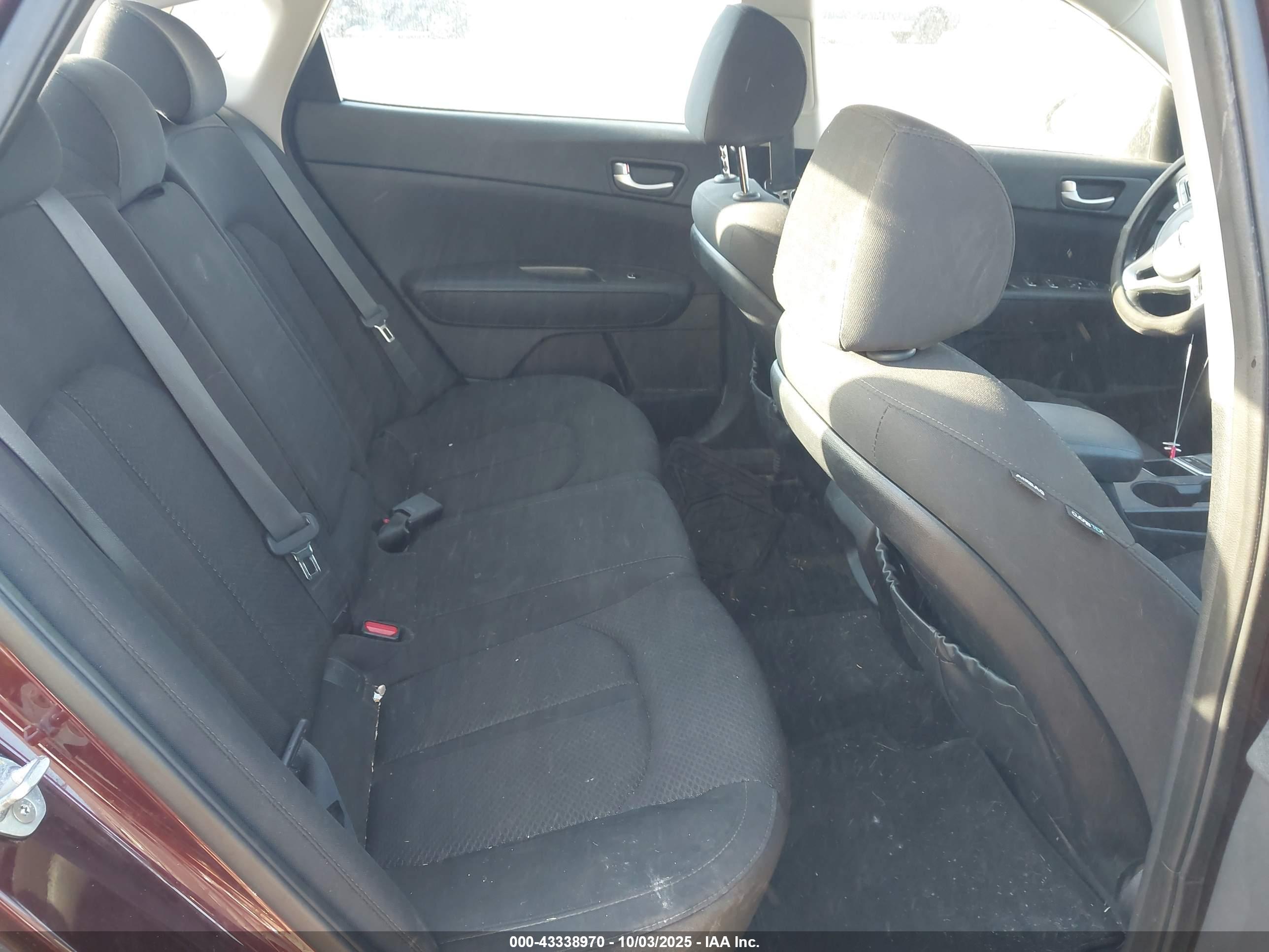 KIA OPTIMA image 8