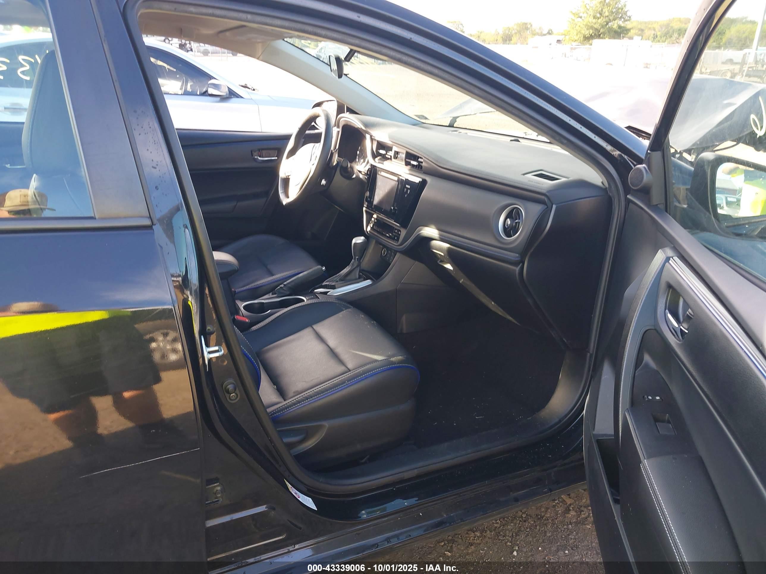 TOYOTA COROLLA image 5