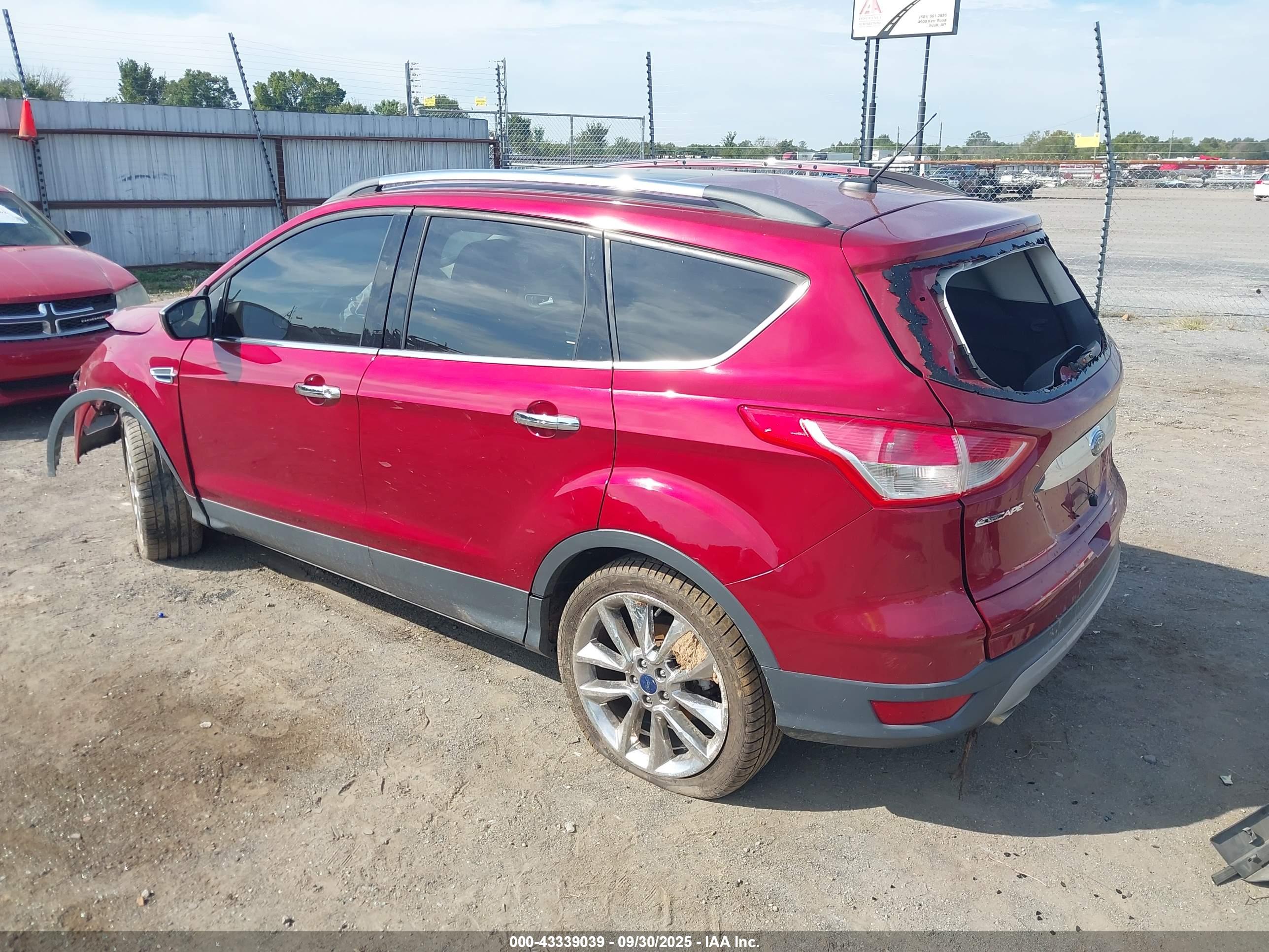 FORD ESCAPE image 3