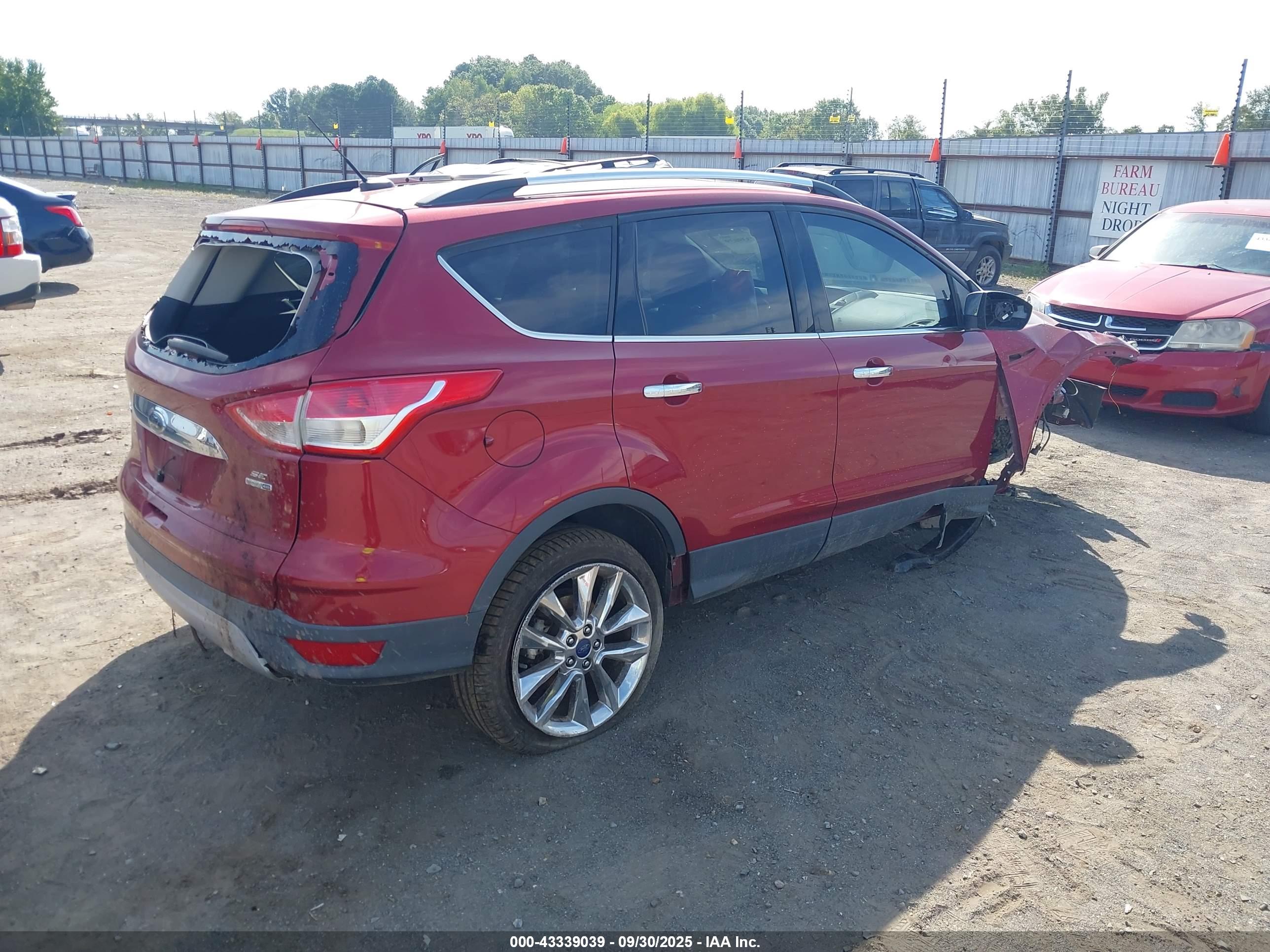 FORD ESCAPE image 4