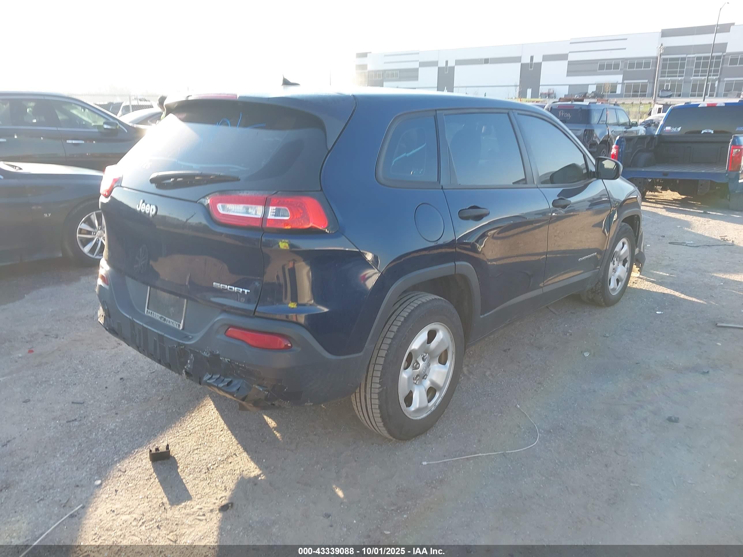 JEEP CHEROKEE image 4