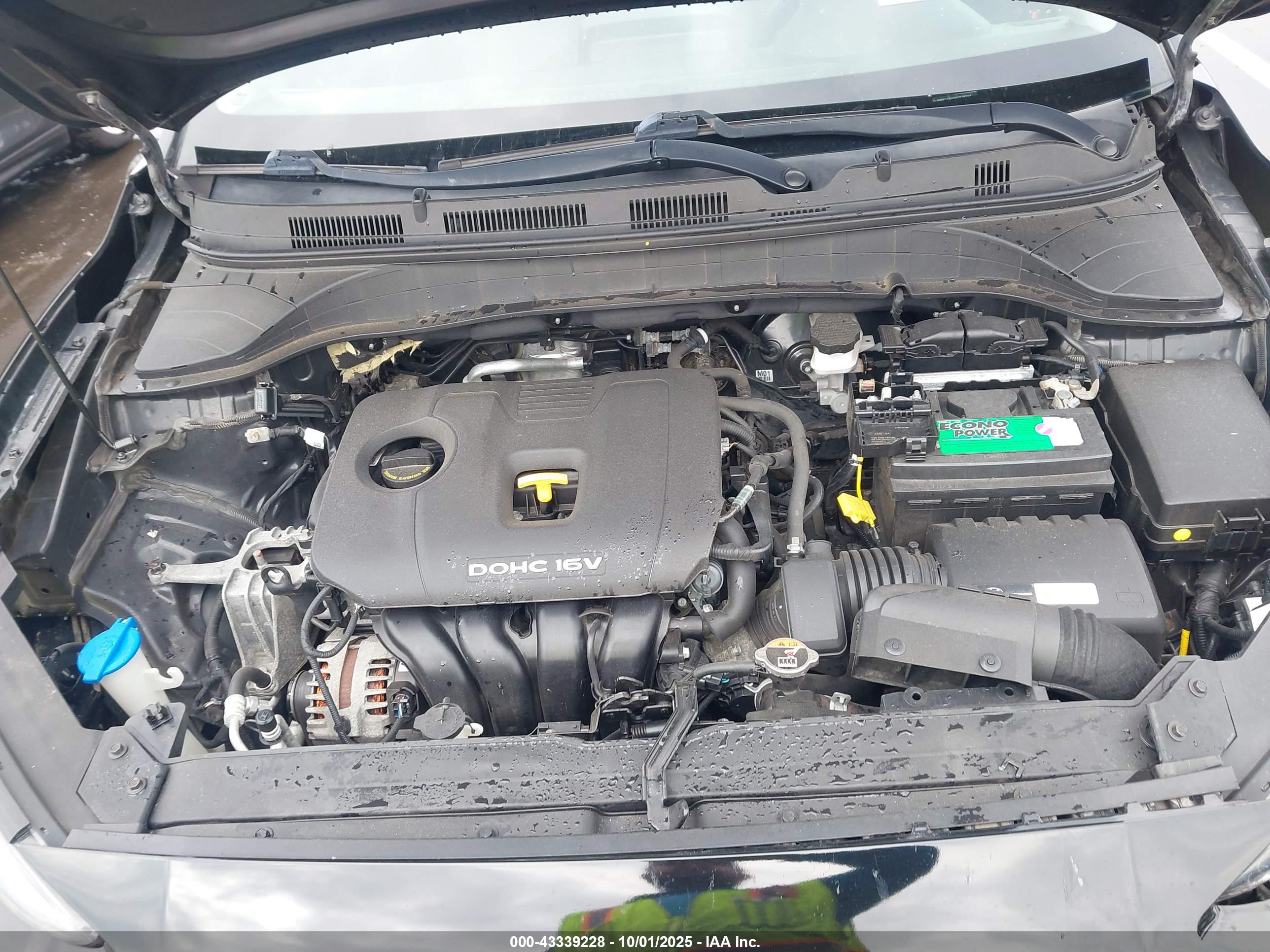HYUNDAI KONA image 10
