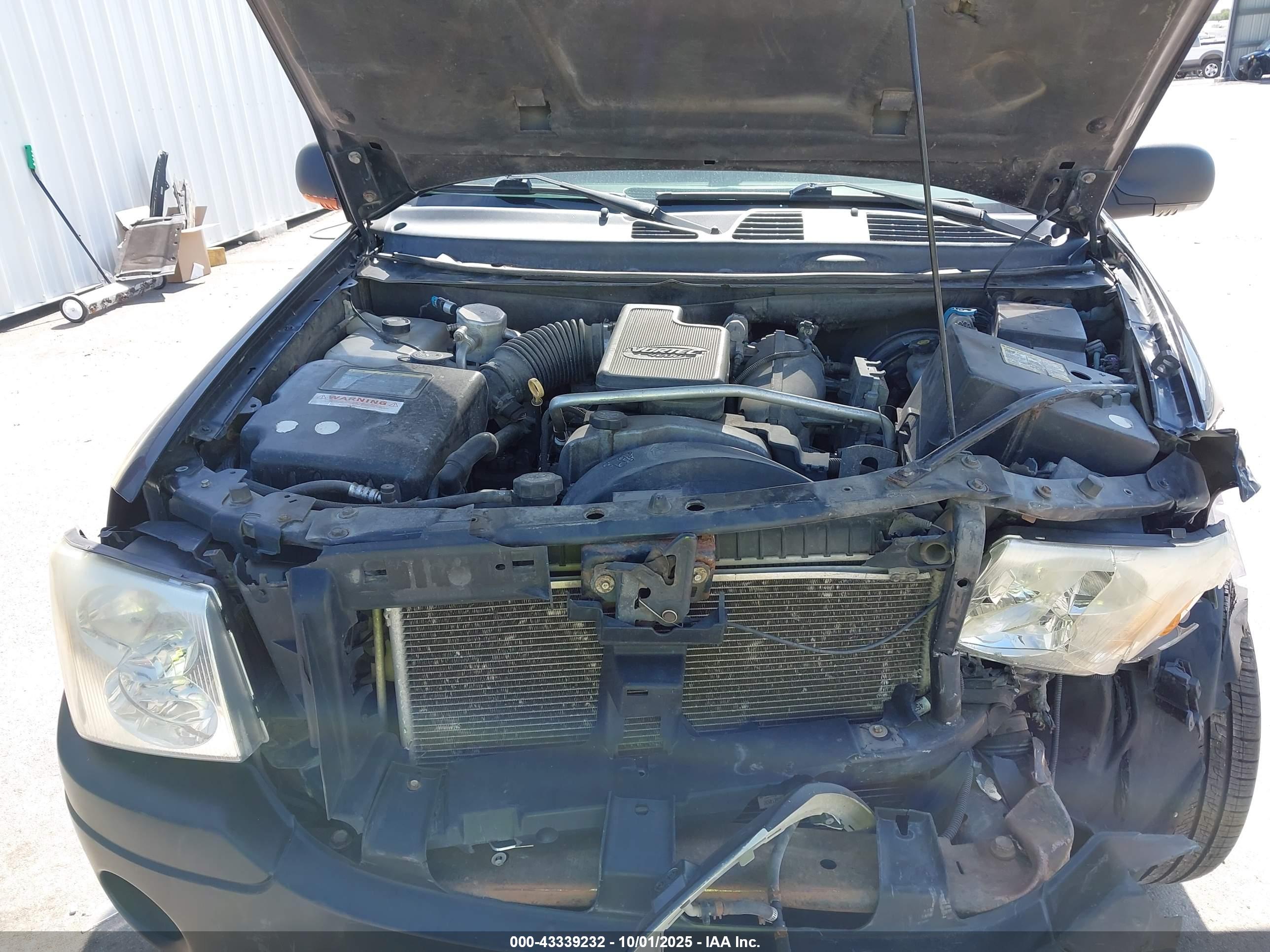 GMC ENVOY image 10