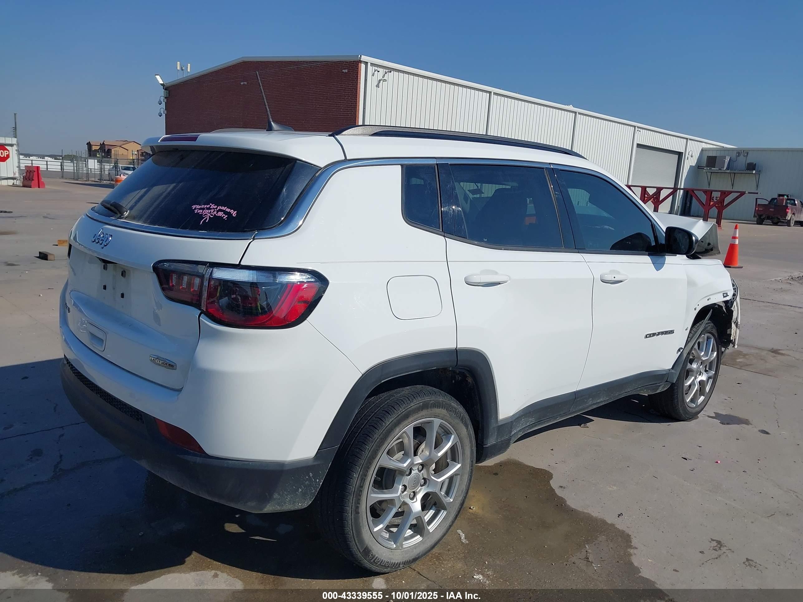 JEEP COMPASS image 4
