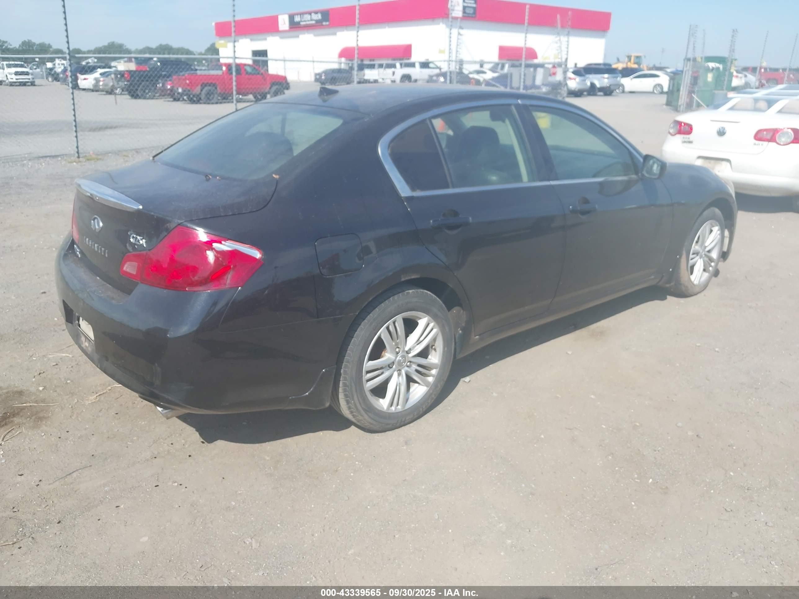 INFINITI G25X image 4