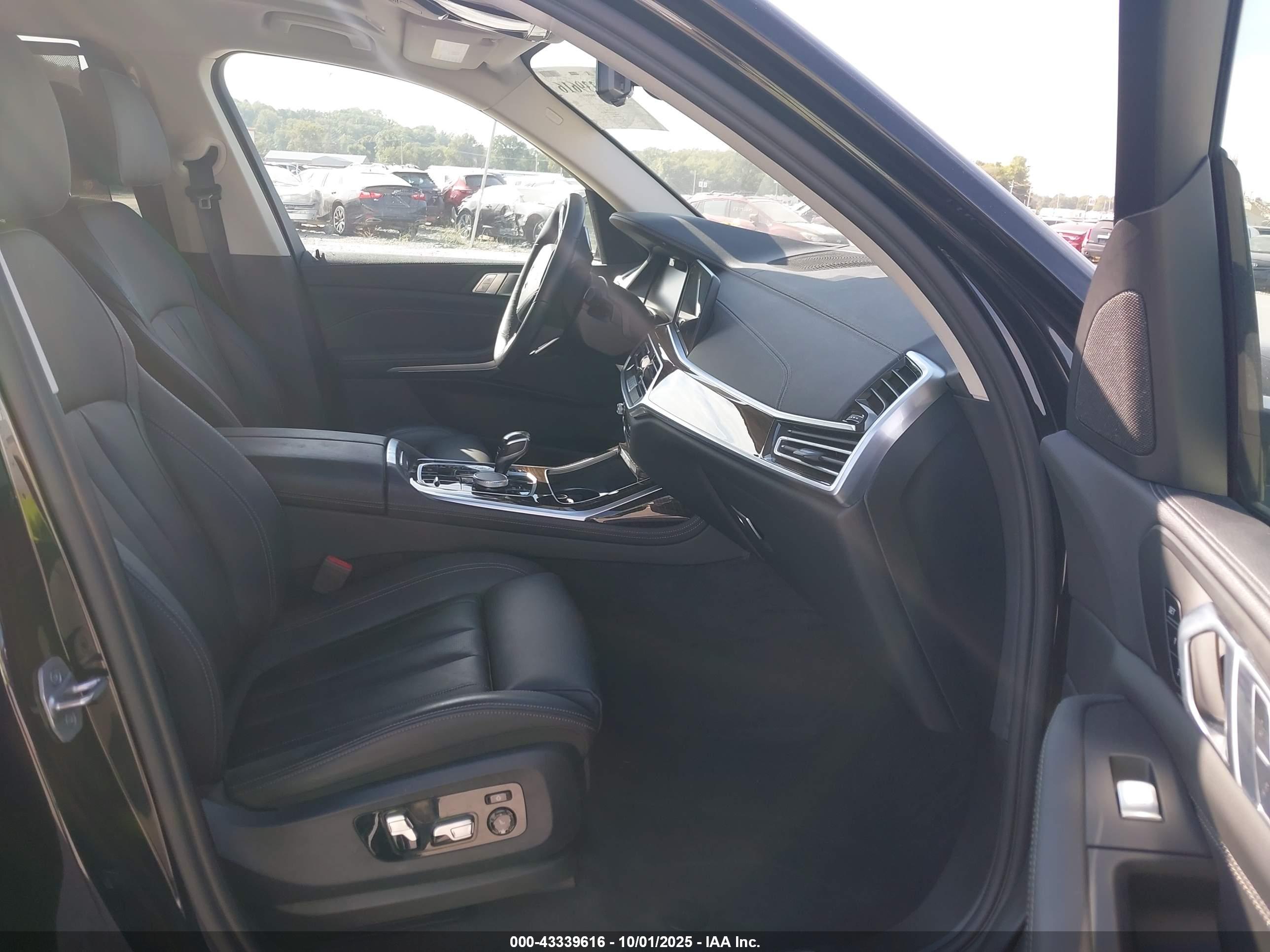 BMW X7 image 5