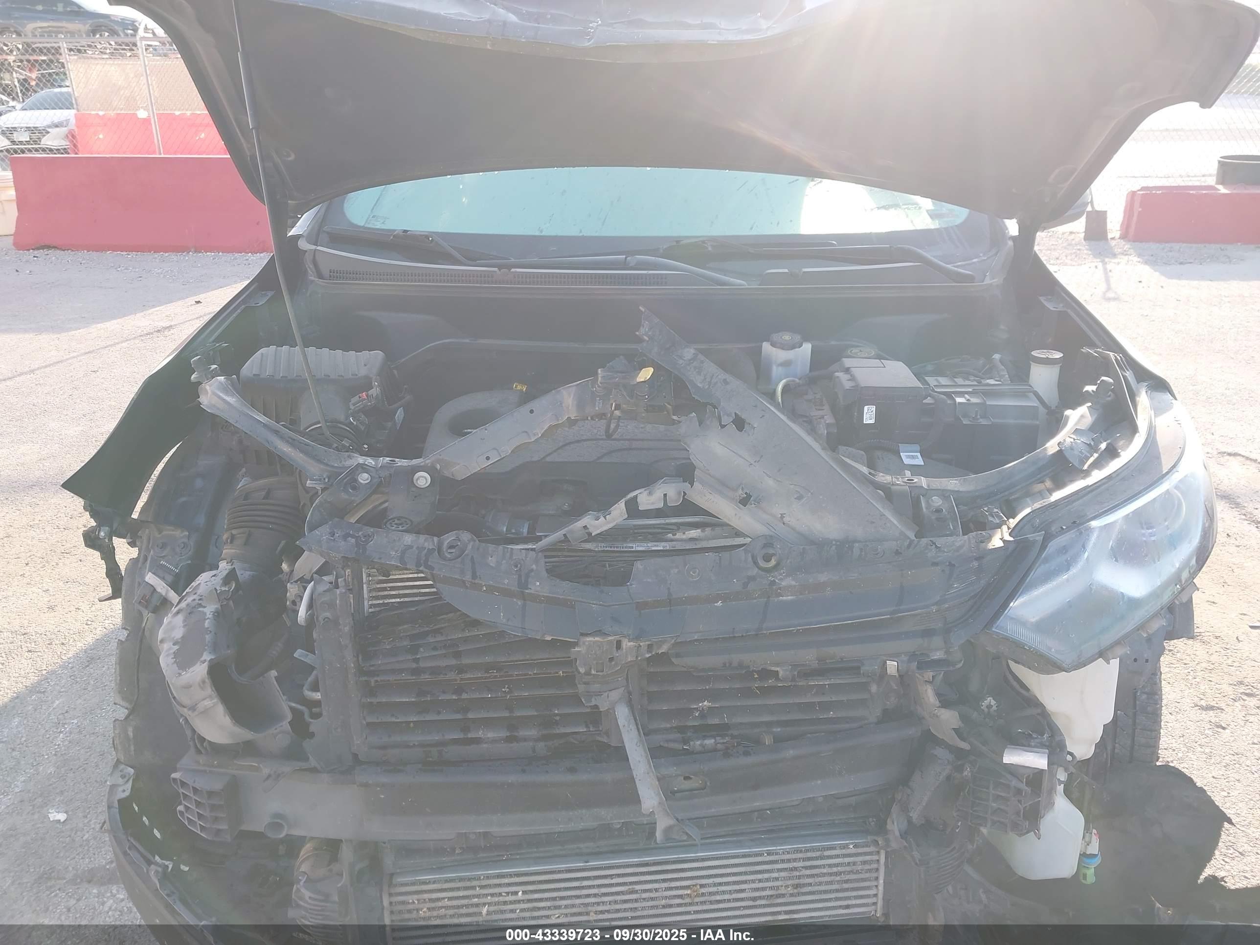 CHEVROLET EQUINOX image 10