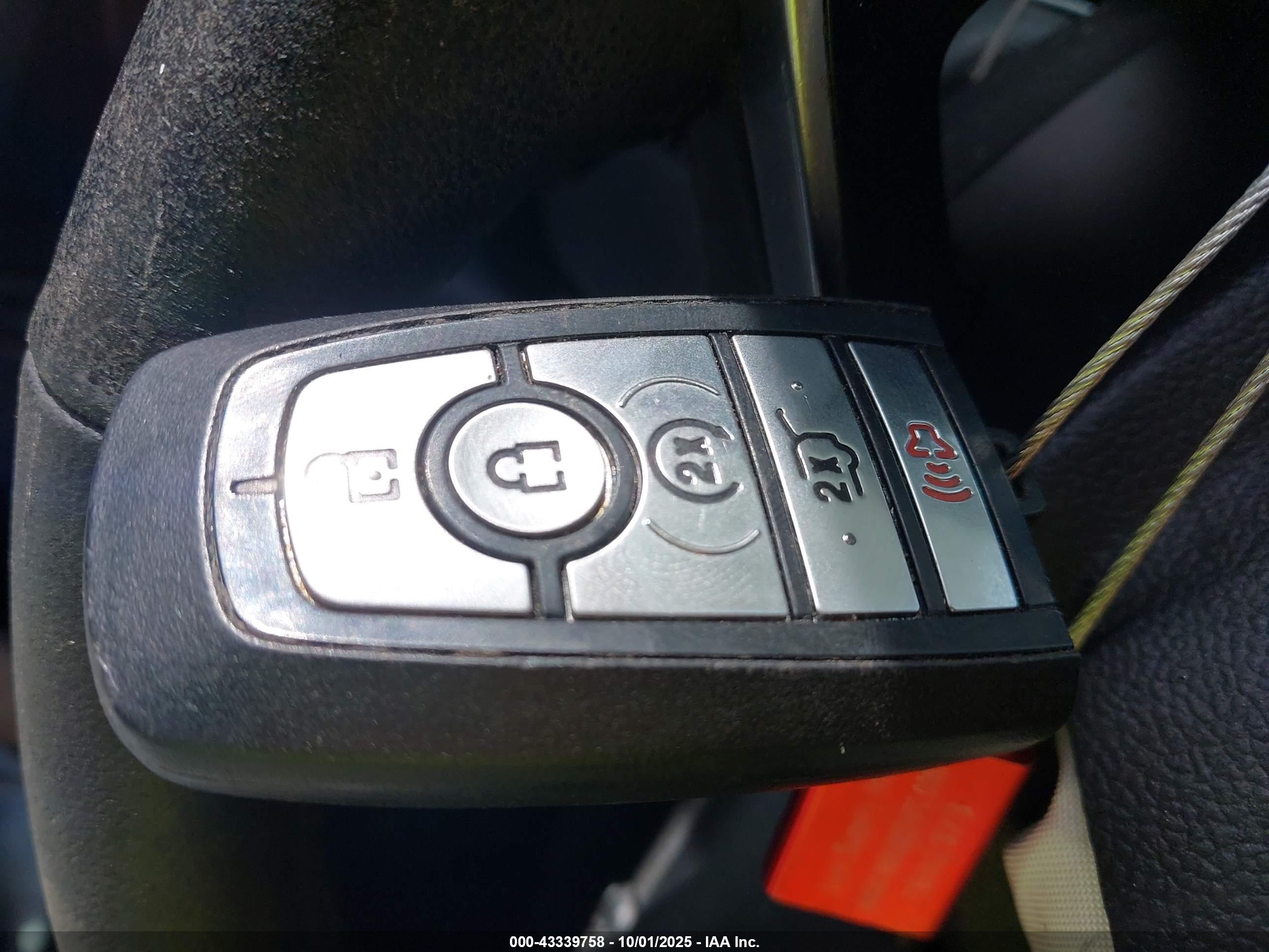 FORD ESCAPE image 11