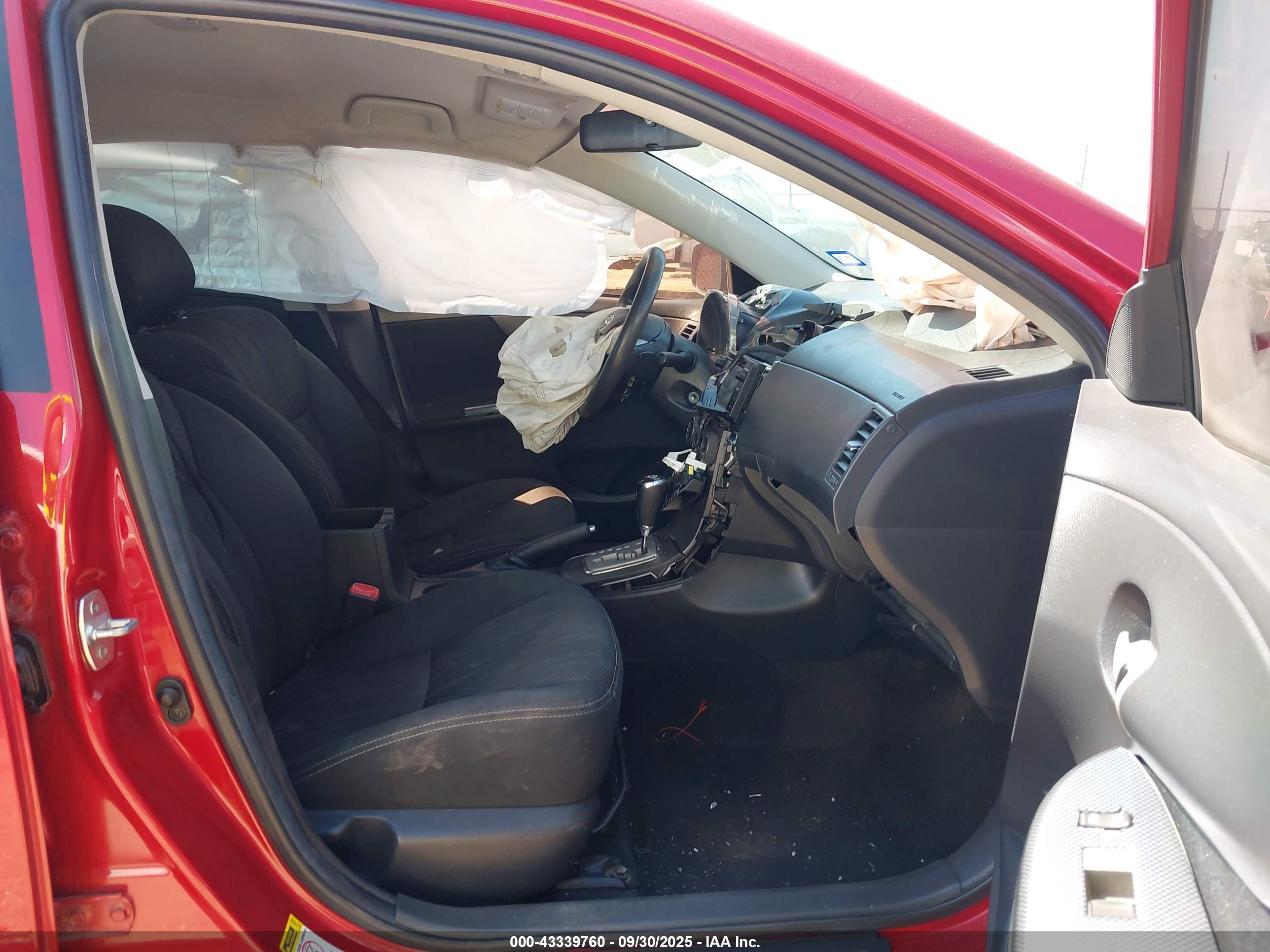 TOYOTA COROLLA image 5