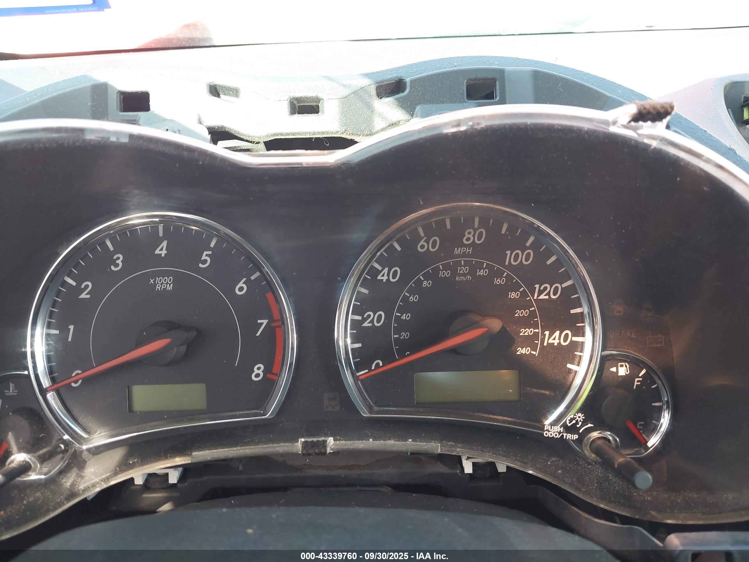 TOYOTA COROLLA image 7