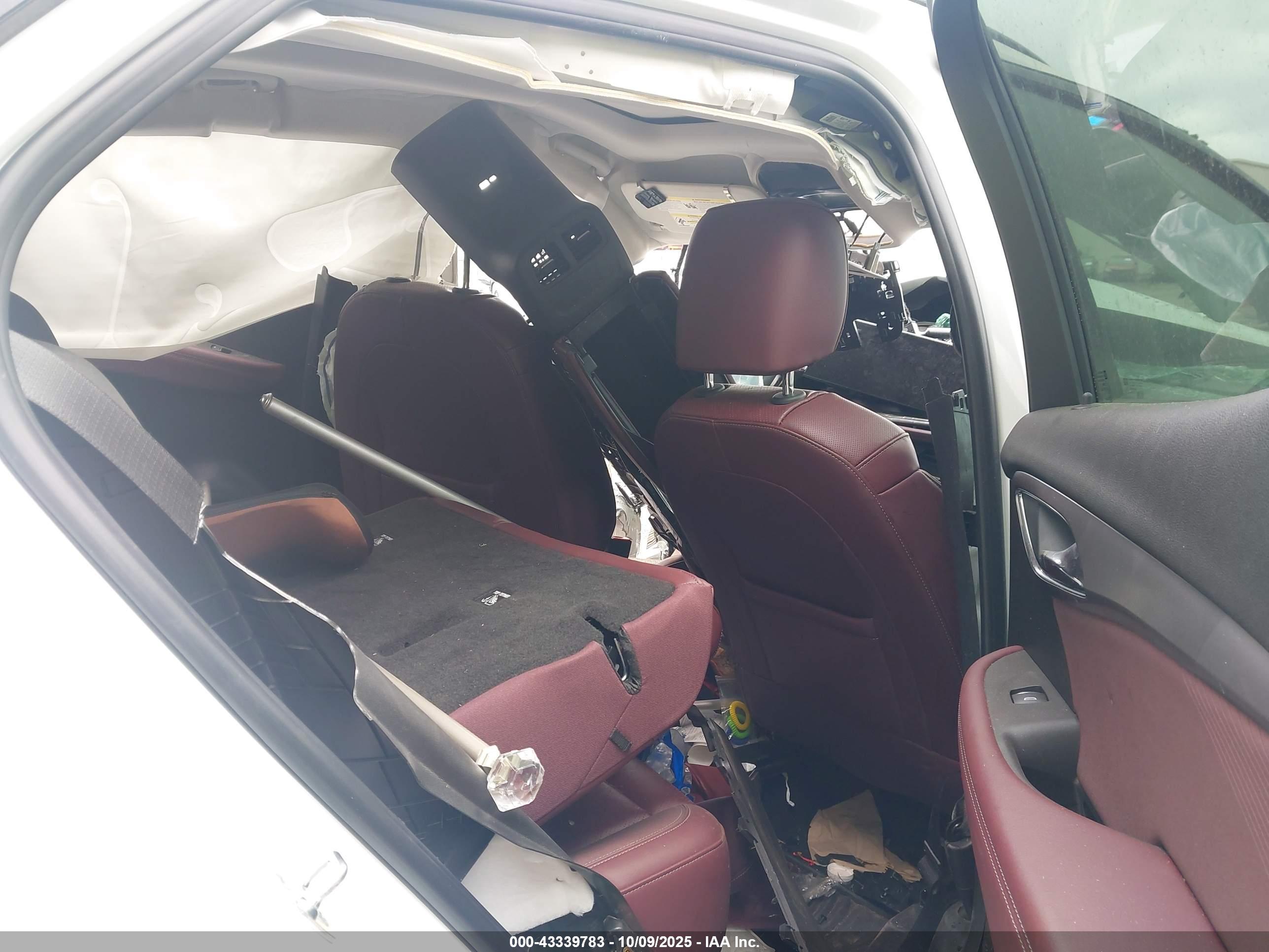 BUICK ENVISION image 8