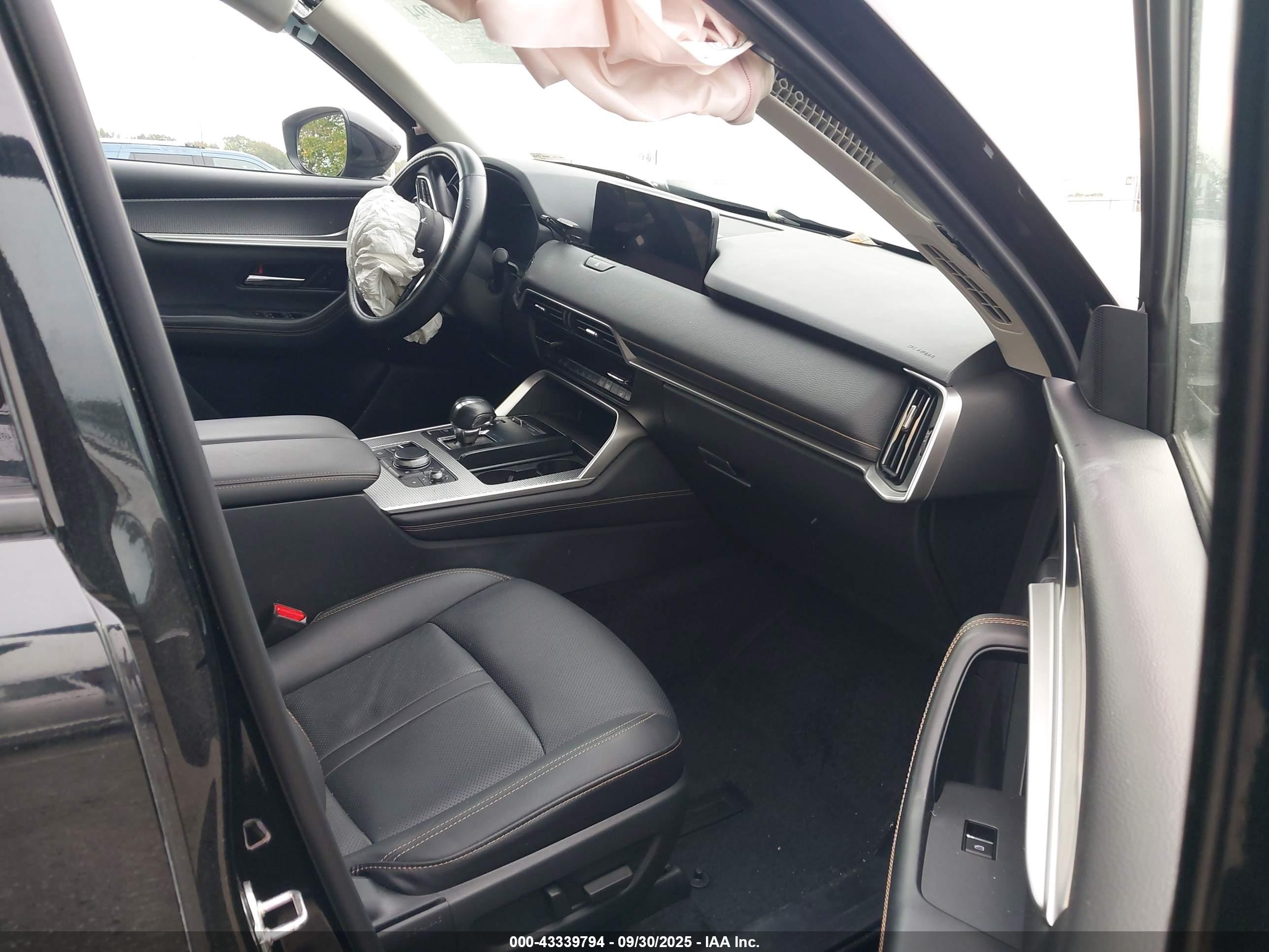 MAZDA CX-90 image 5