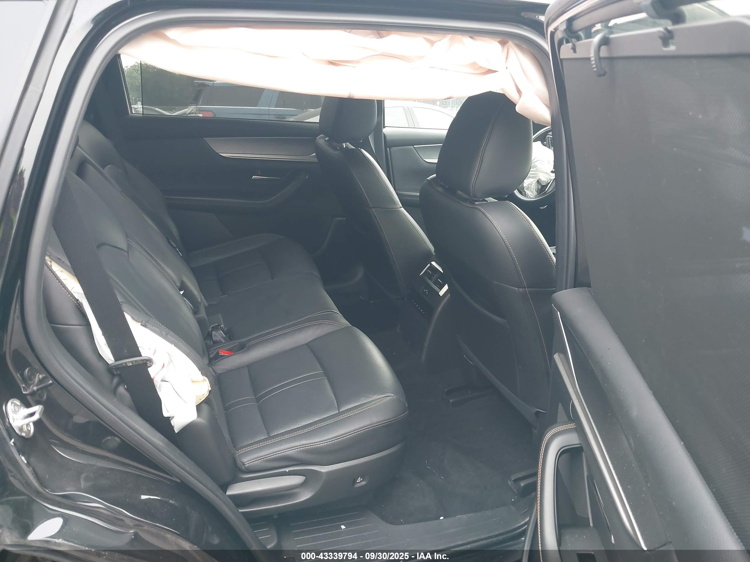 MAZDA CX-90 image 8