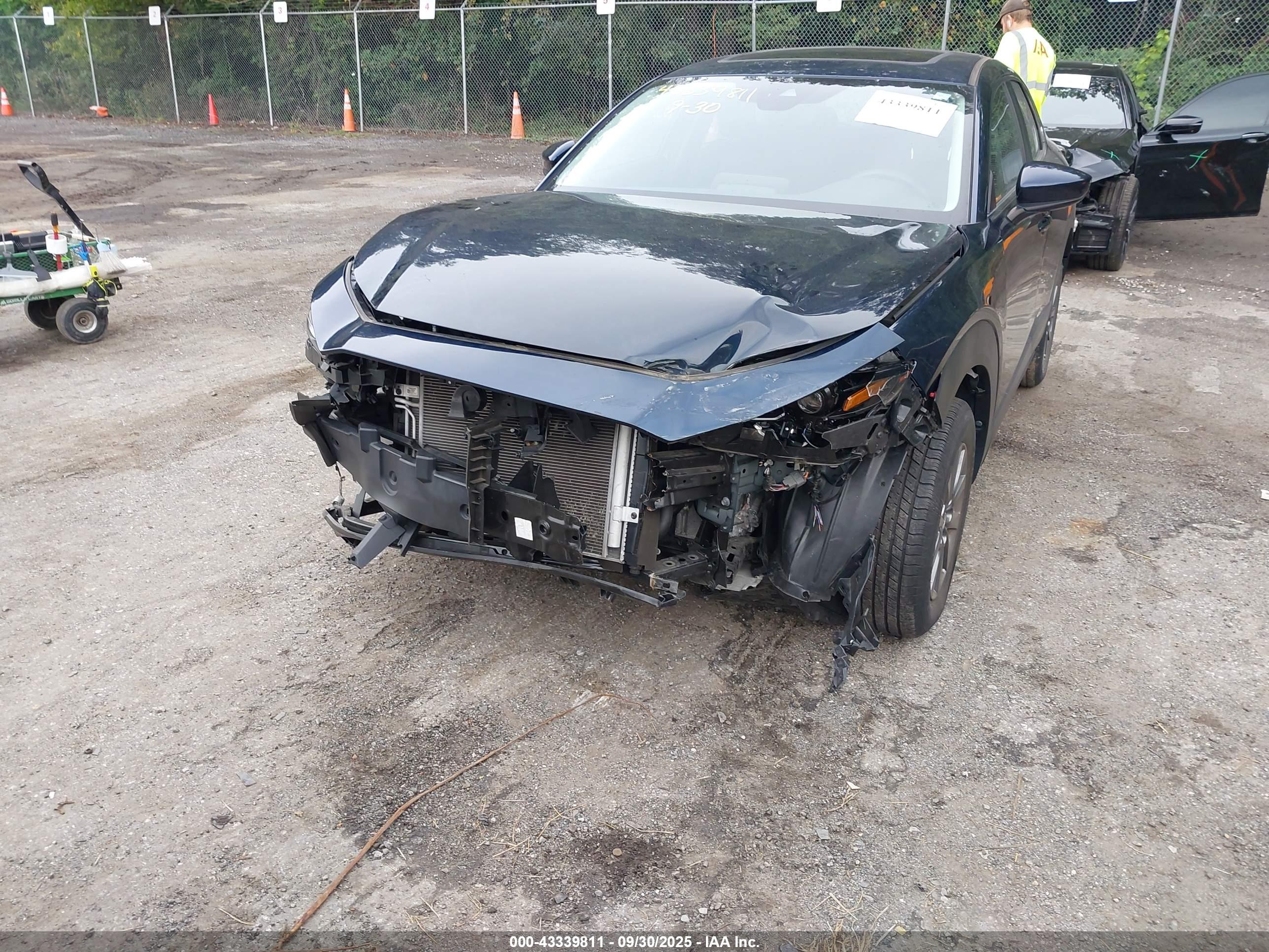 MAZDA CX-30 image 6
