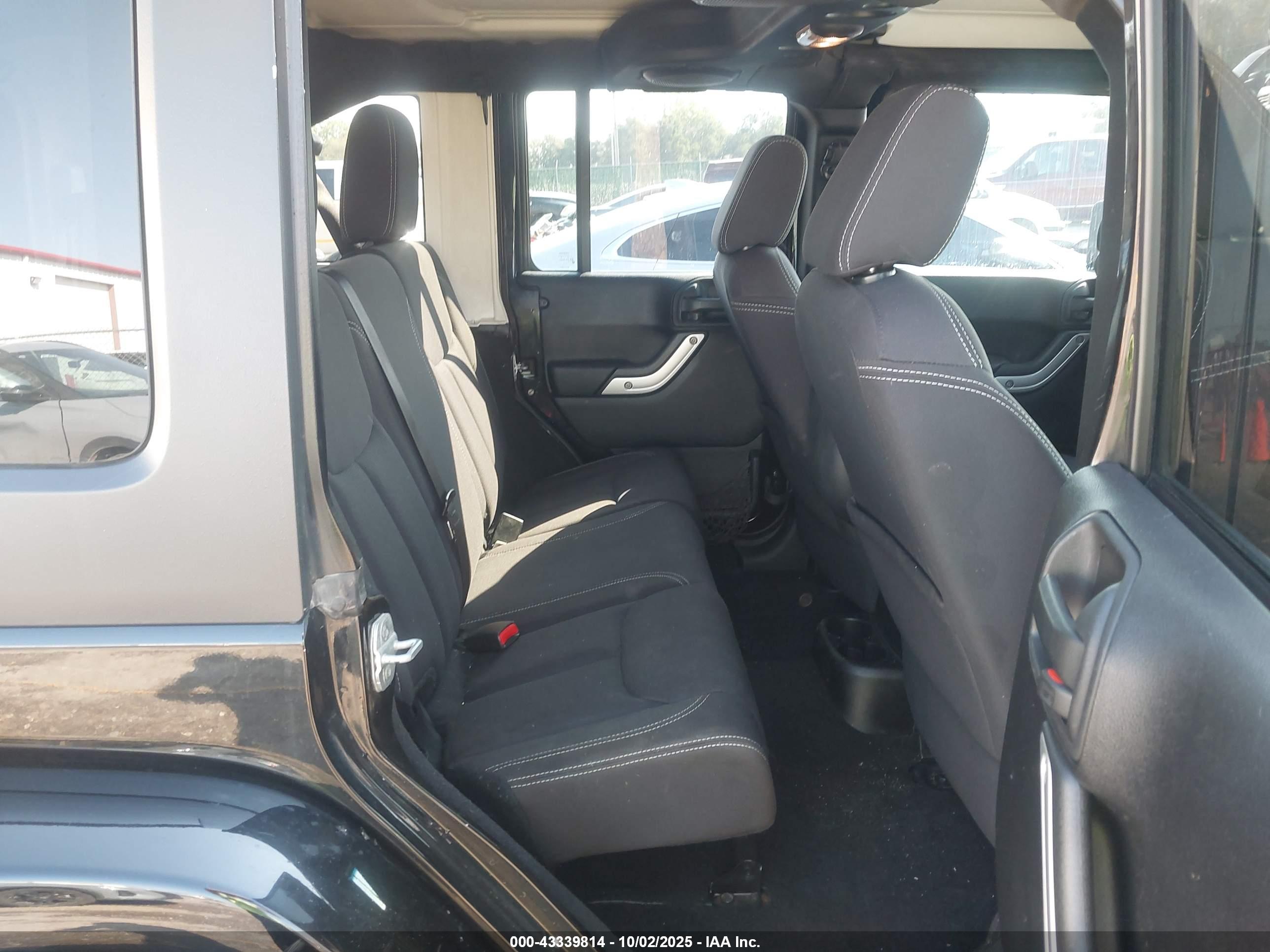 JEEP WRANGLER image 8