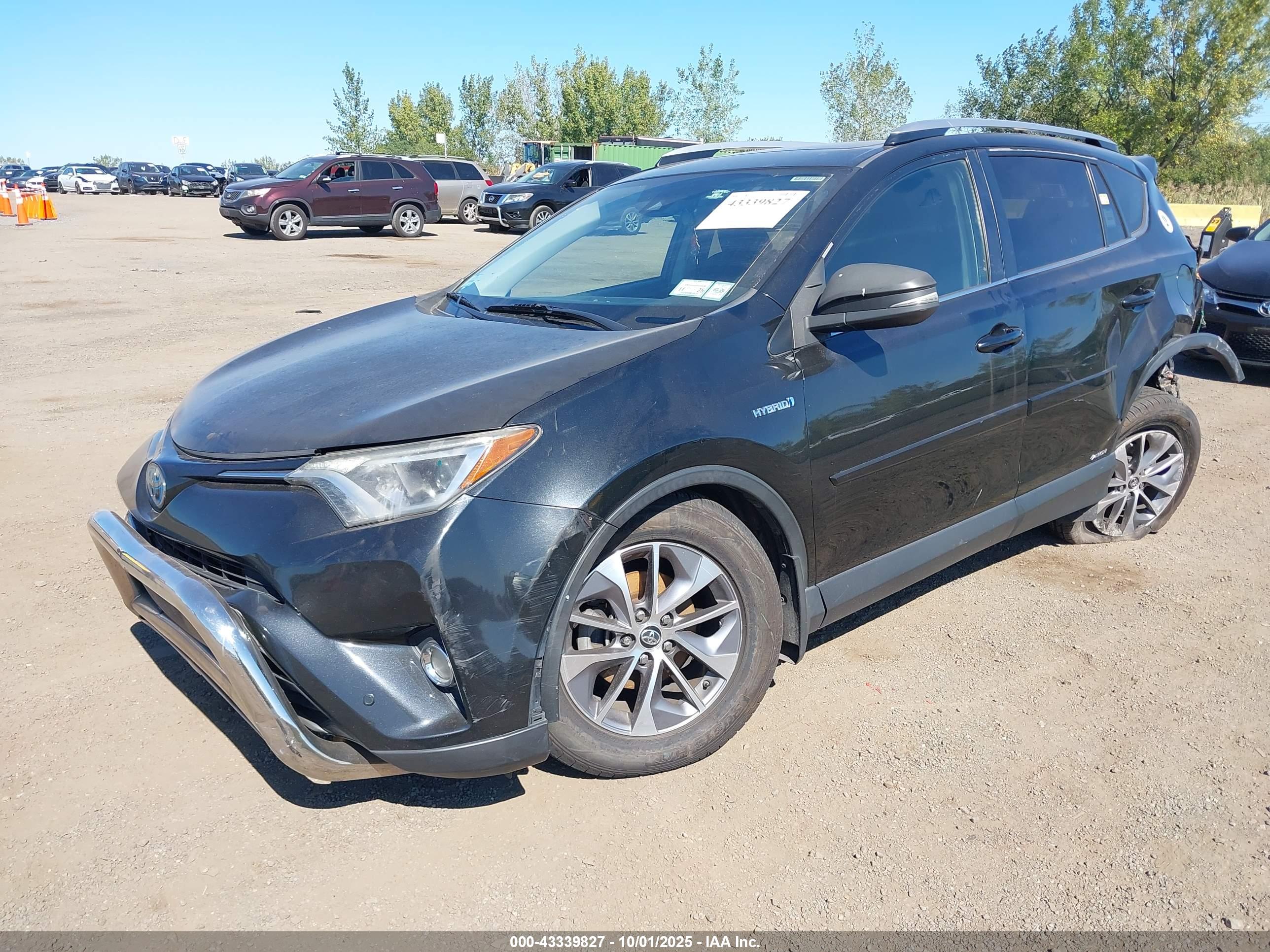 TOYOTA RAV4 image 2