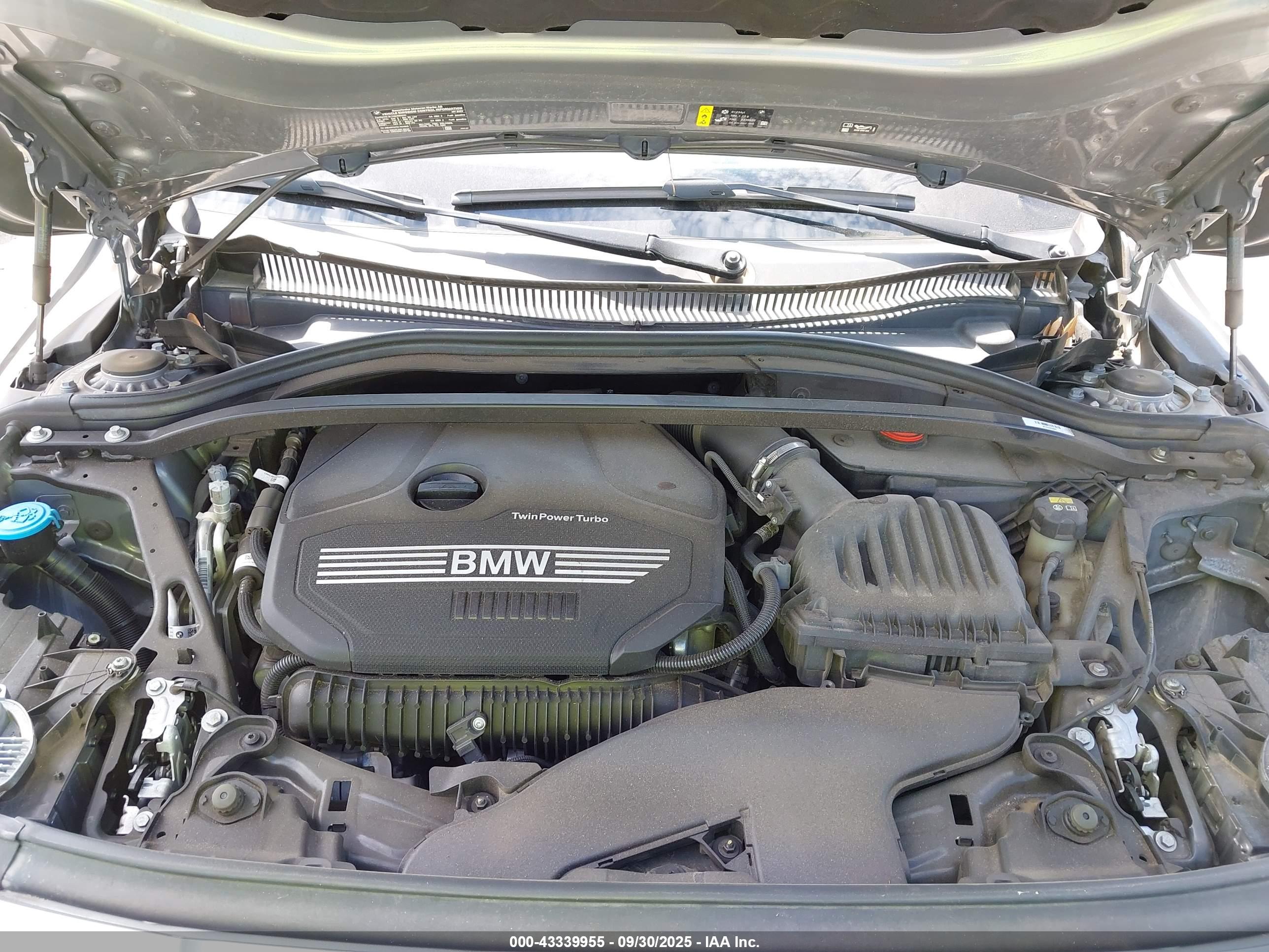 BMW 228 image 10