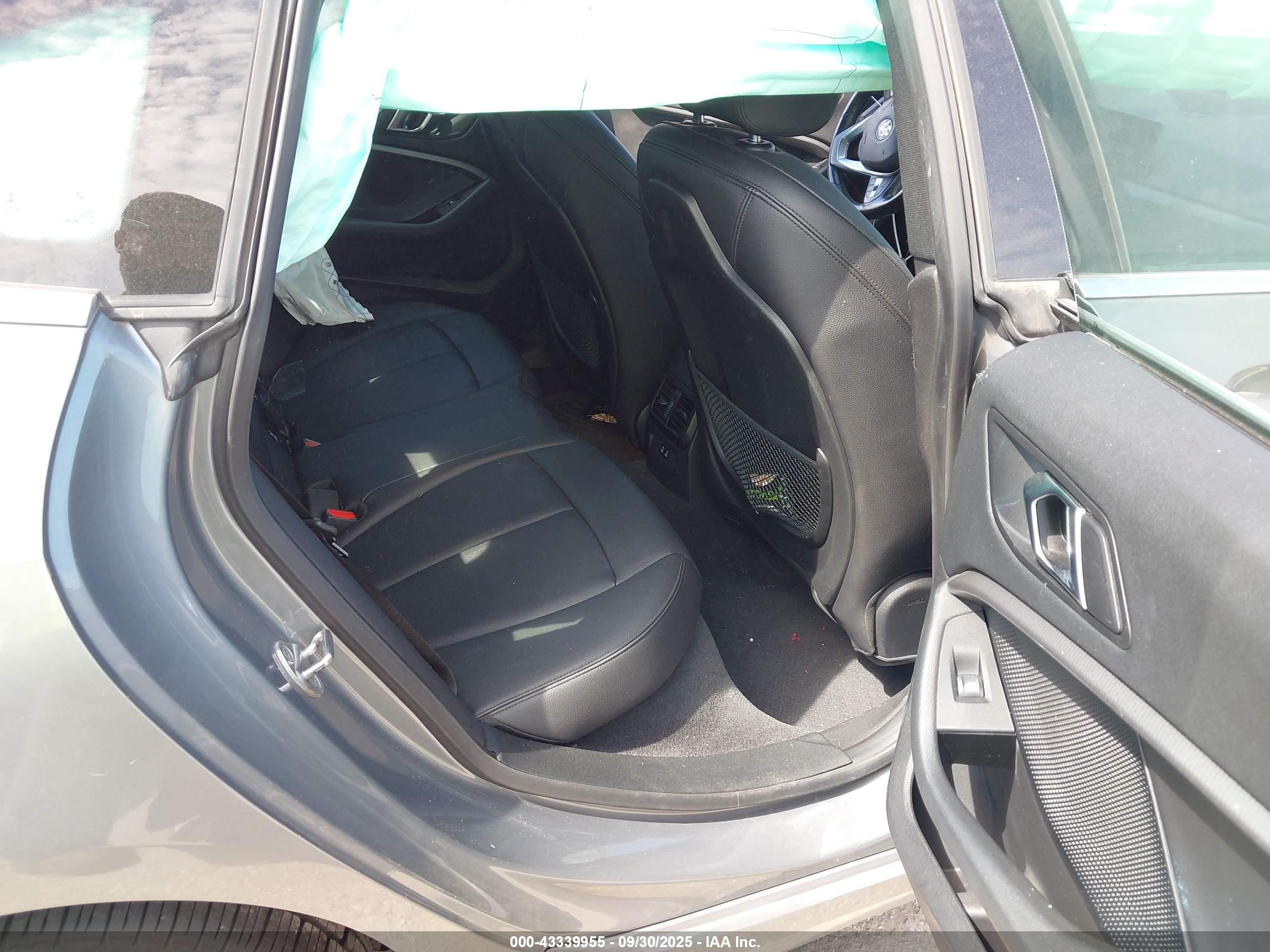 BMW 228 image 8