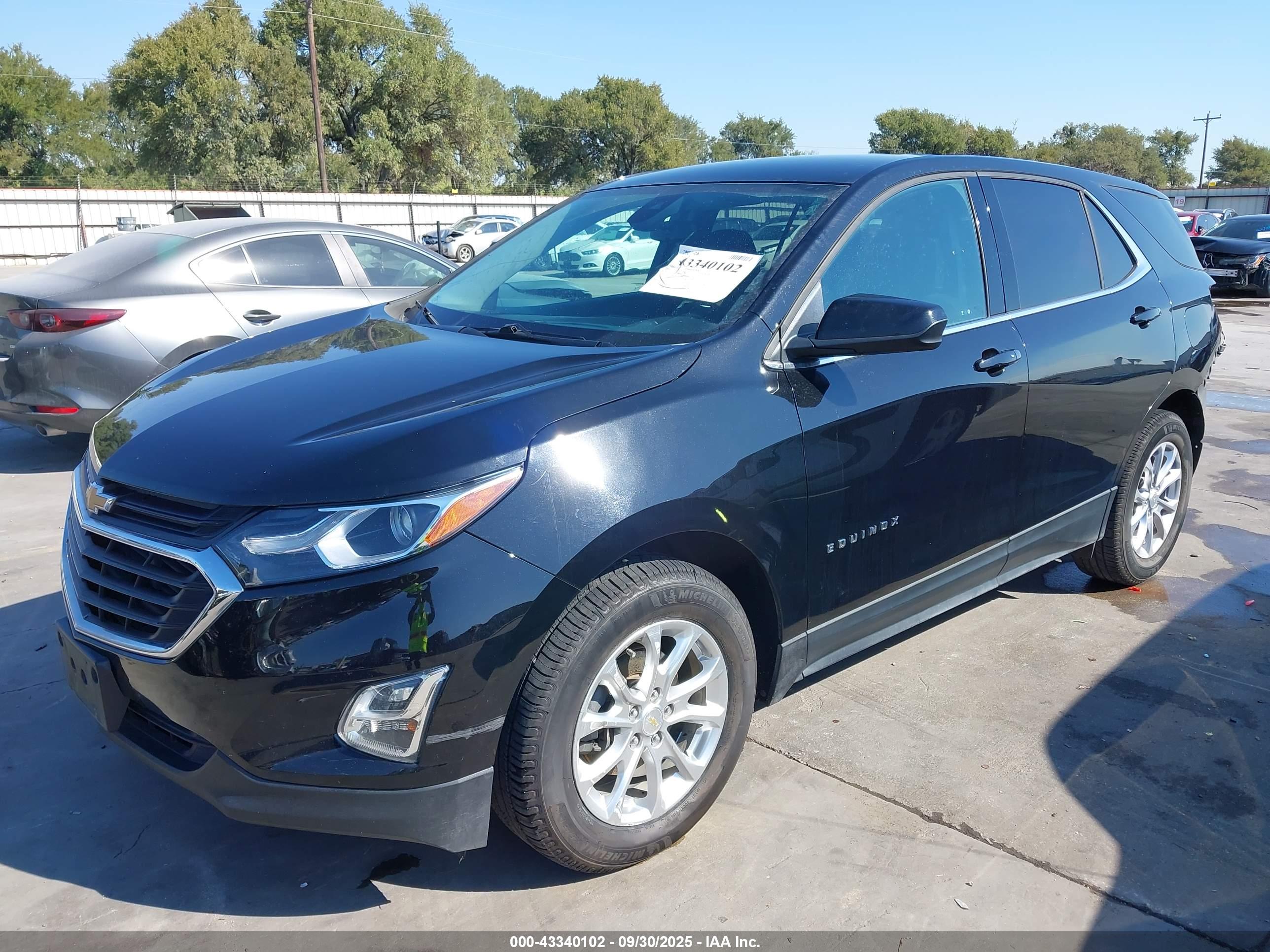 CHEVROLET EQUINOX image 2