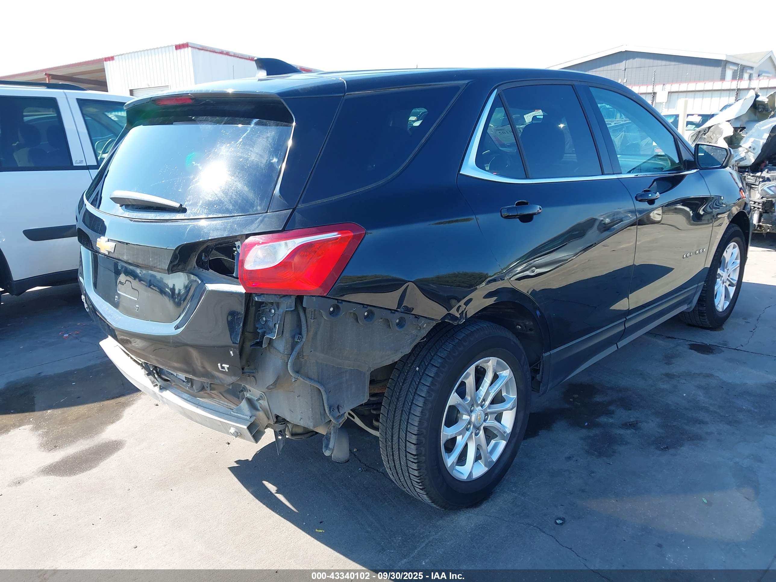 CHEVROLET EQUINOX image 4