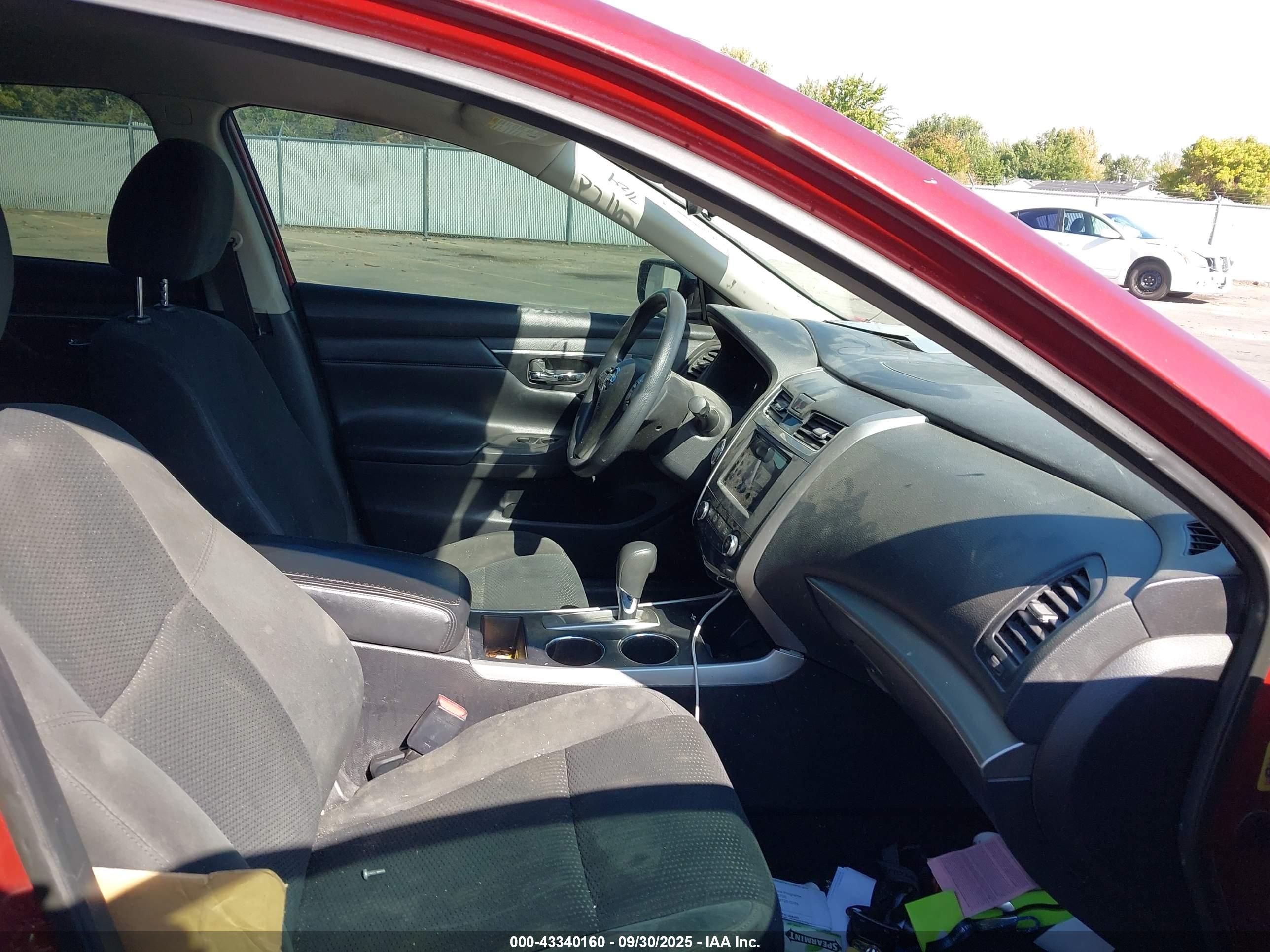 NISSAN ALTIMA image 5