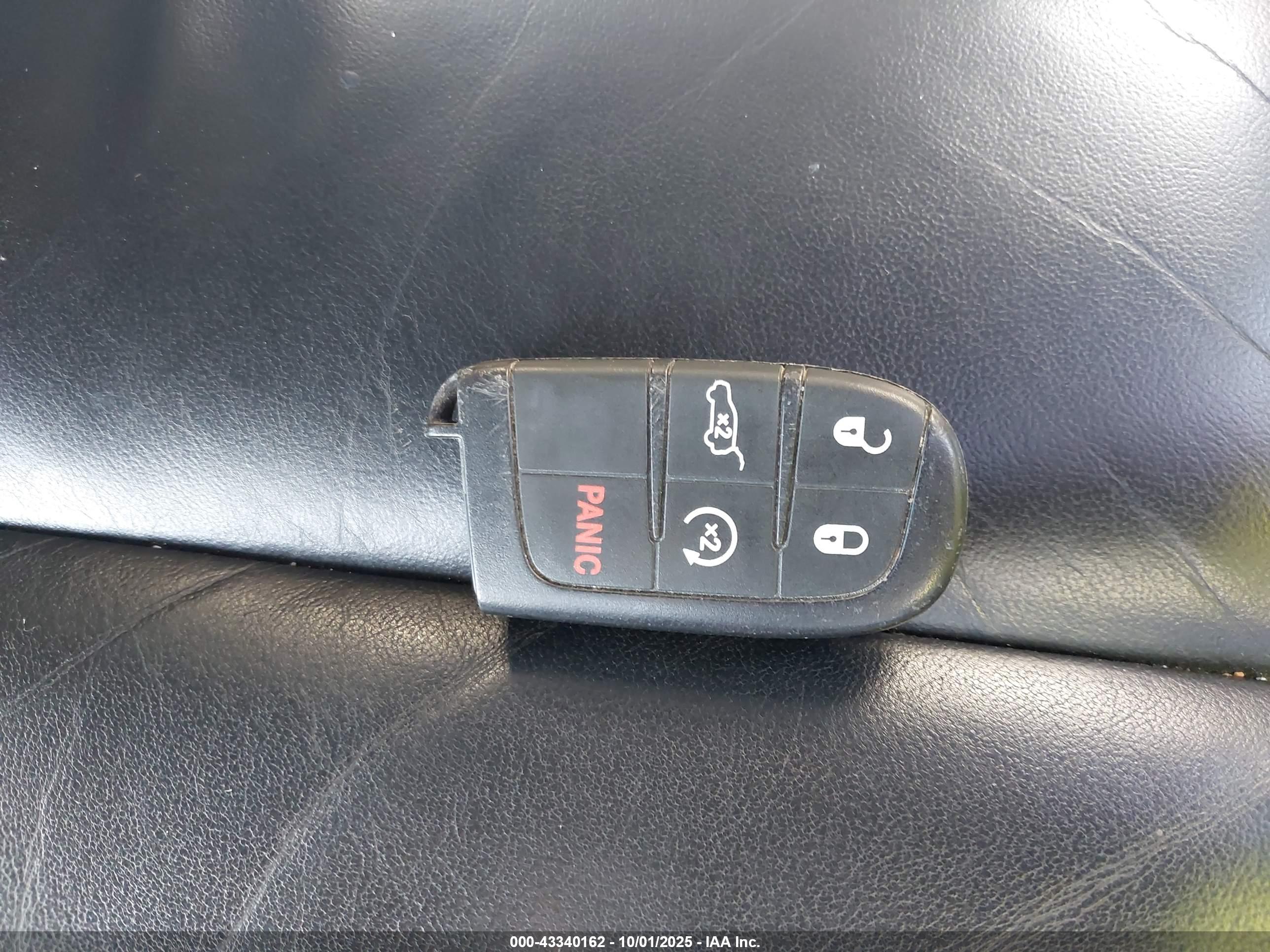 JEEP GRAND image 11