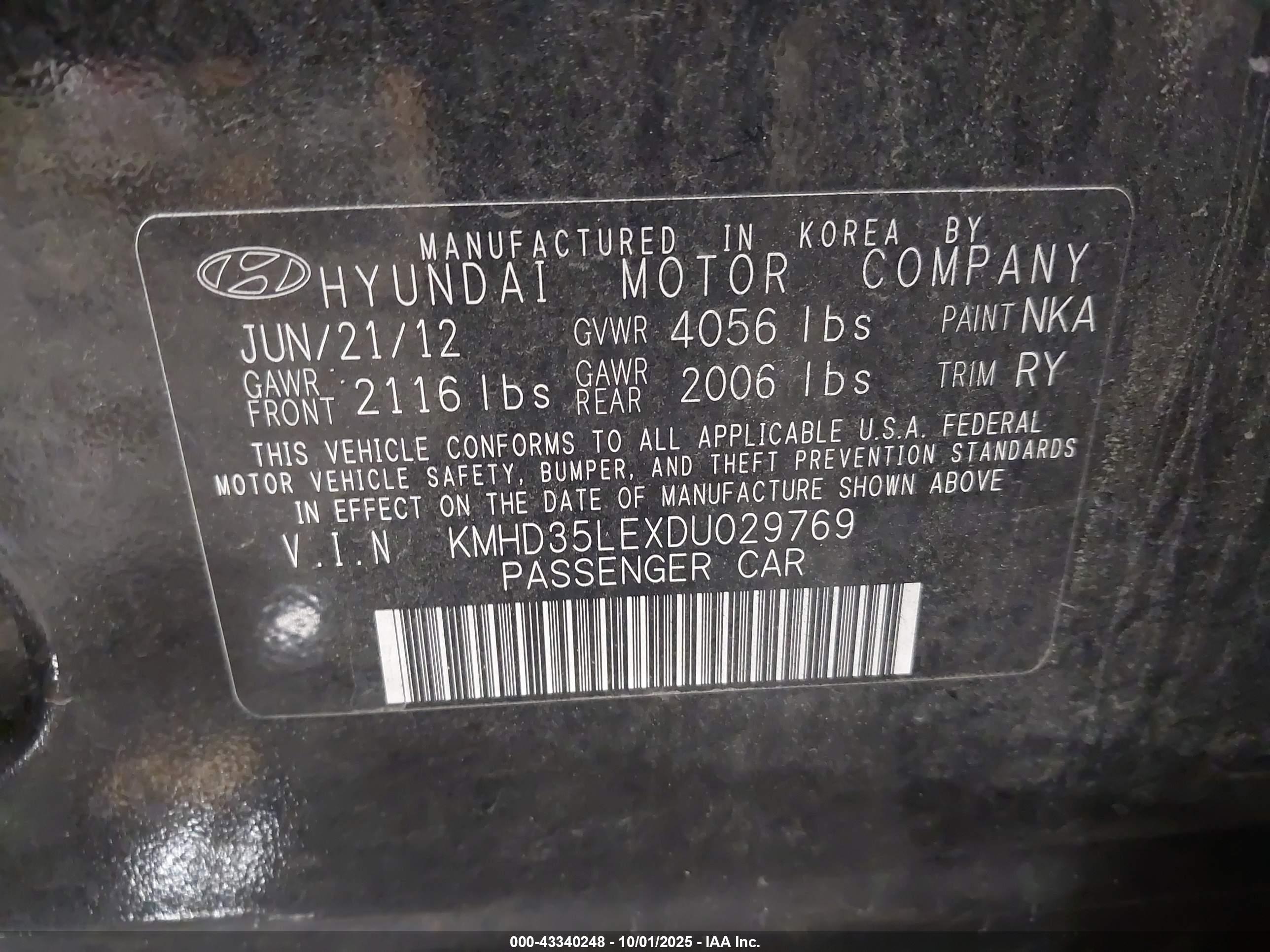 HYUNDAI ELANTRA image 9
